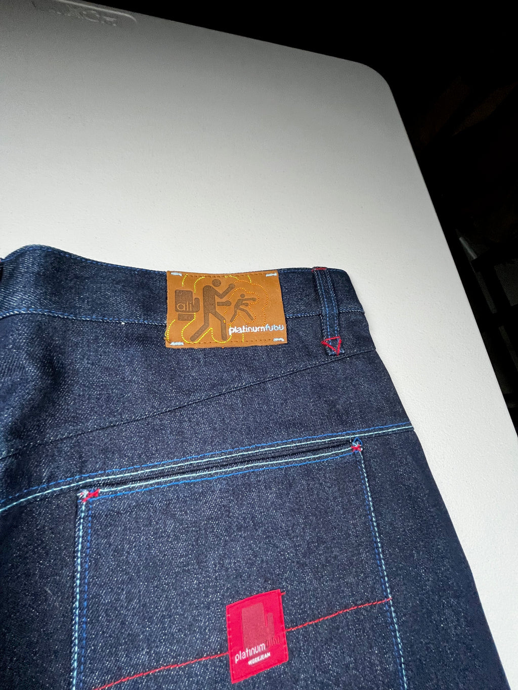 Vintage 90s Muhammad Ali Raw Denim Loose Fit Jeans
