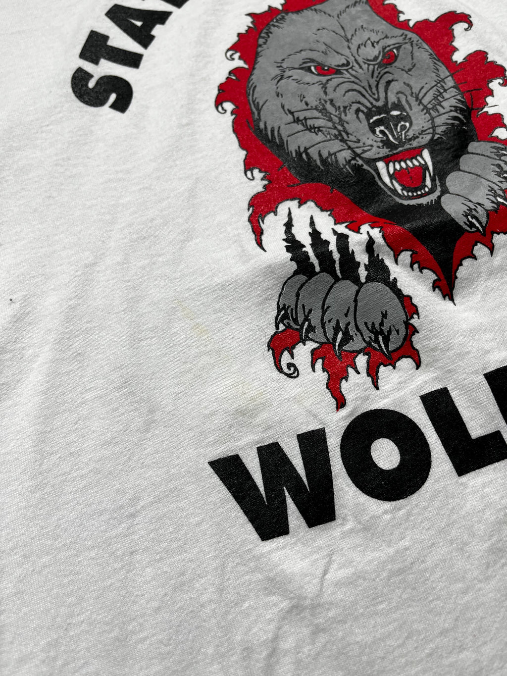 Vintage Staten Island Wolf Pack Graphic T-Shirt