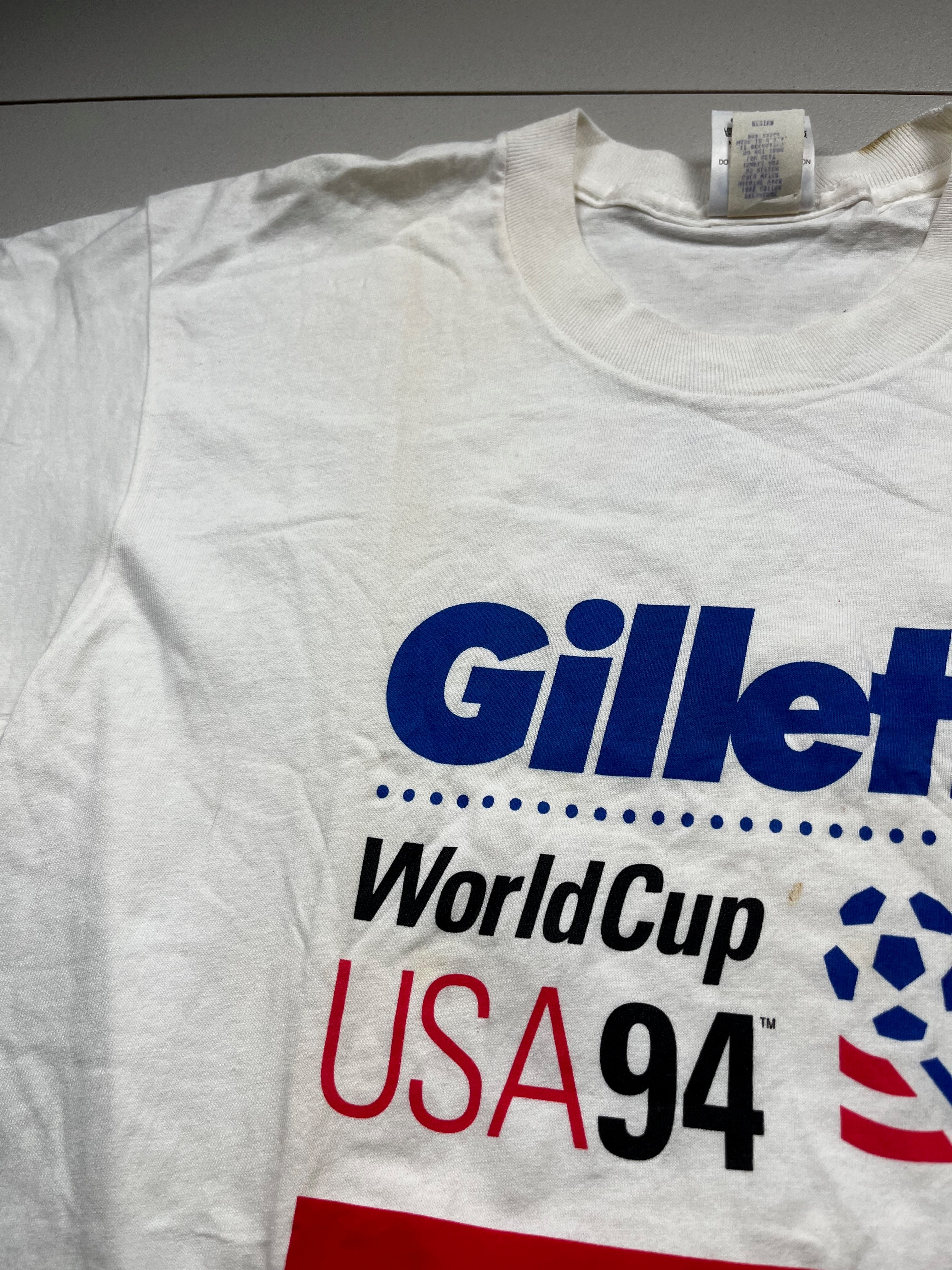 Vintage Gillette World Cup USA 1994 Soccer Graphic T-Shirt White