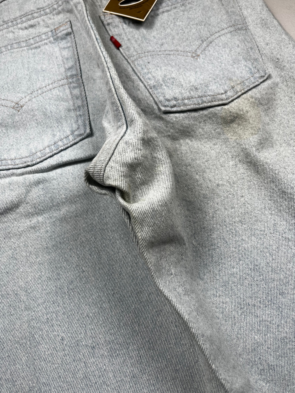 Vintage Levi’s Instant Old Light Wash Denim Jeans