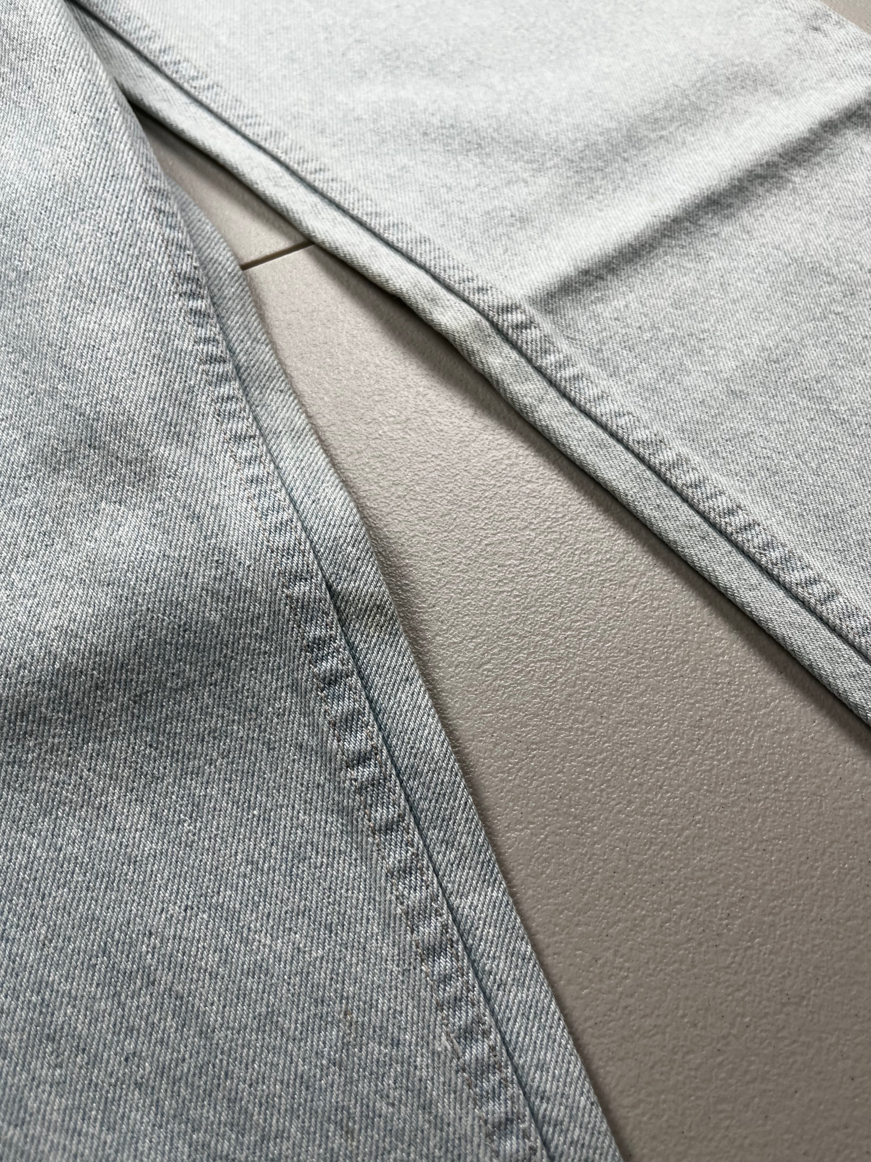 Vintage Levi’s Instant Old Light Wash Denim Jeans