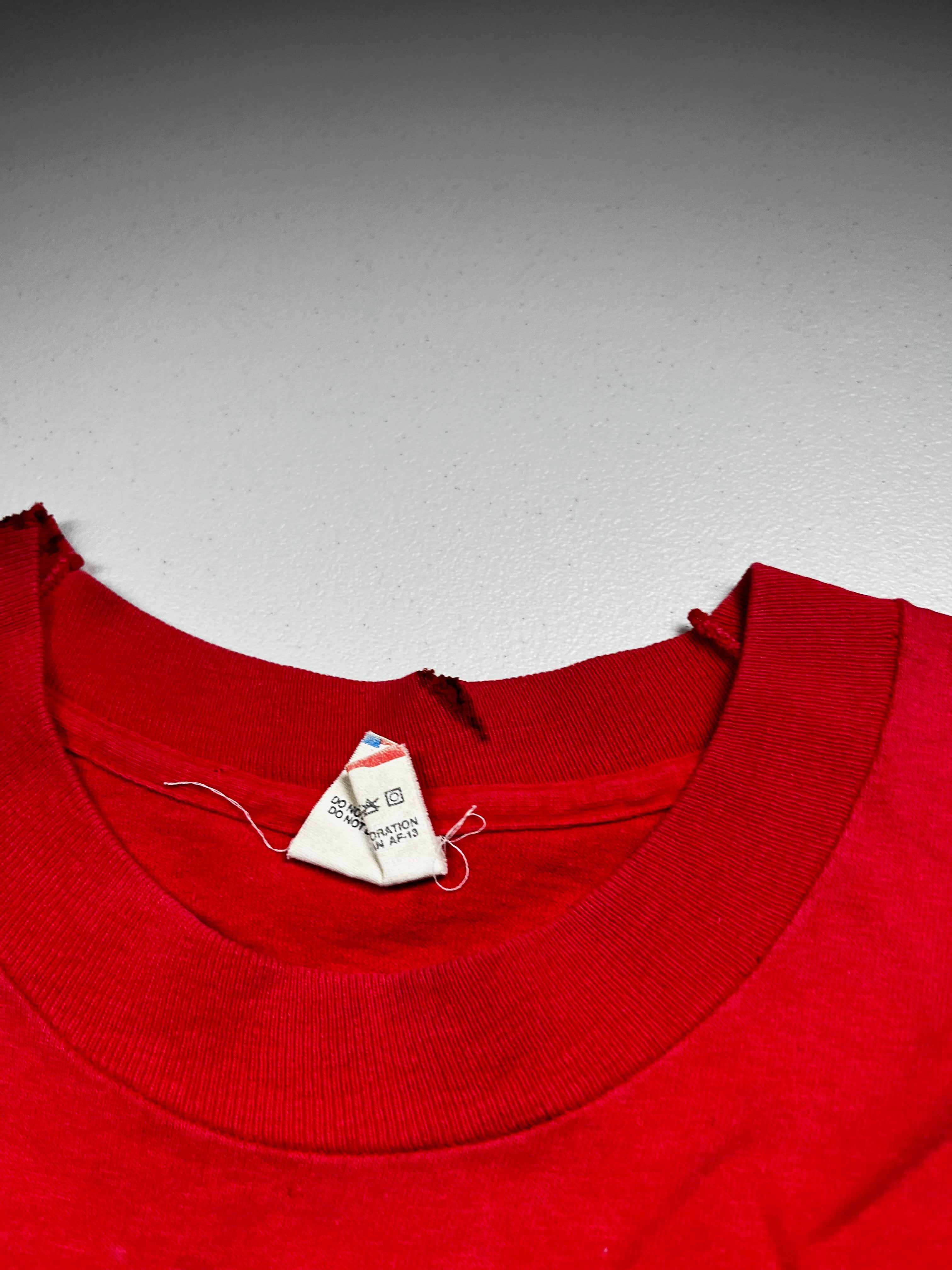 Vintage 1988 Nintendo Super Mario Bros 2 Club T-Shirt Red