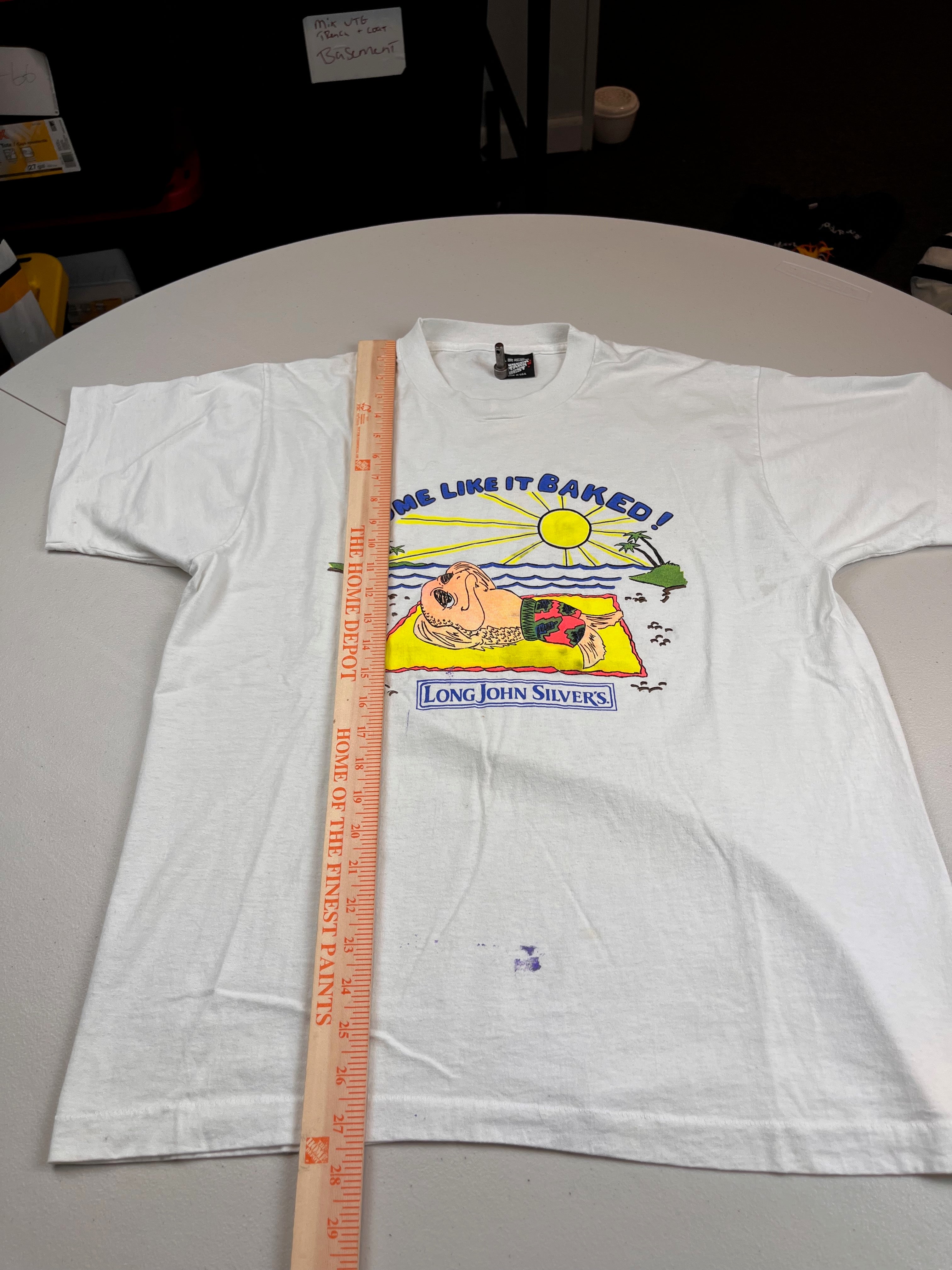 Vintage 90s Long John Silver's Some Like It Baked T-Shirt