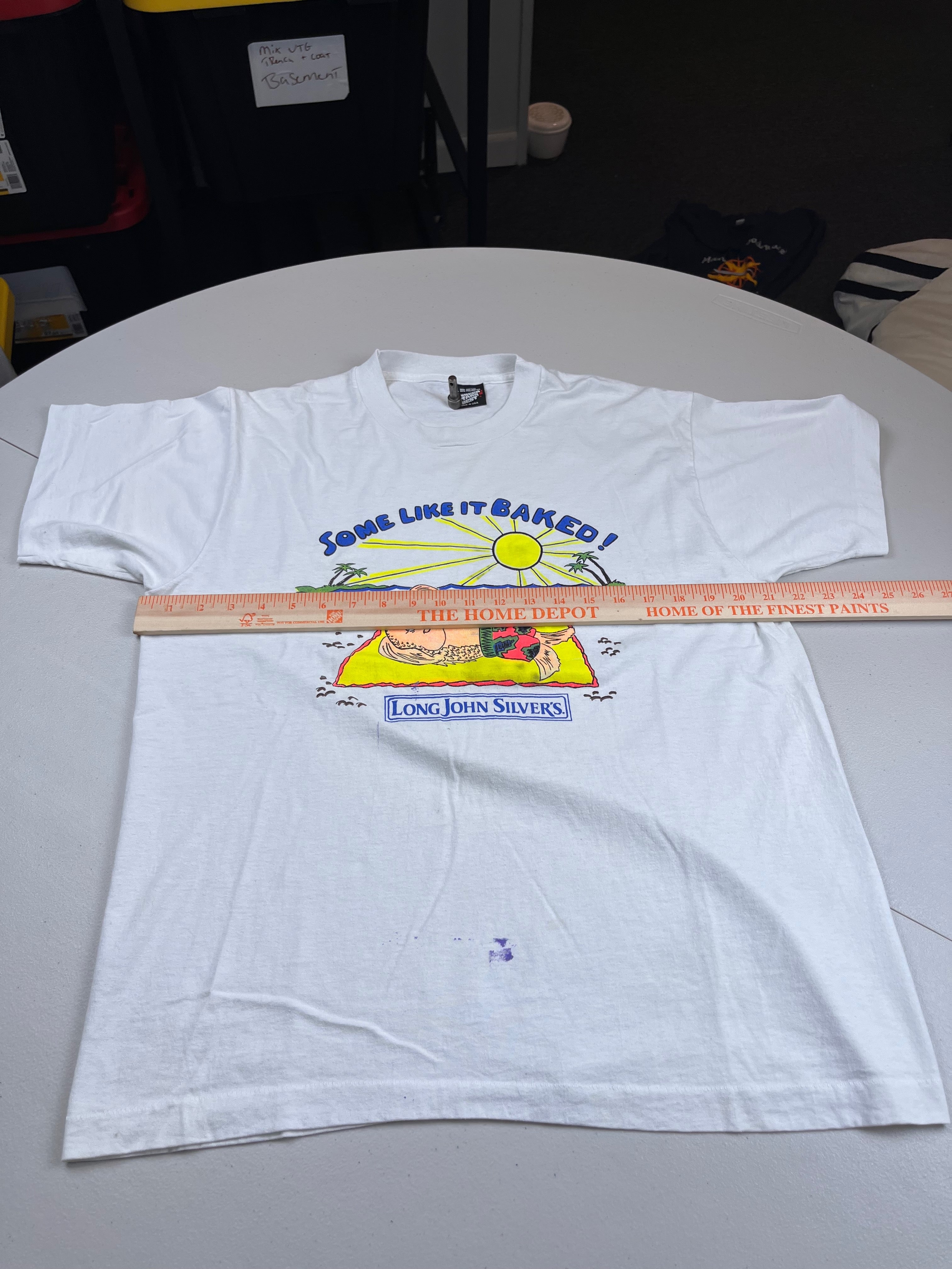 Vintage 90s Long John Silver's Some Like It Baked T-Shirt