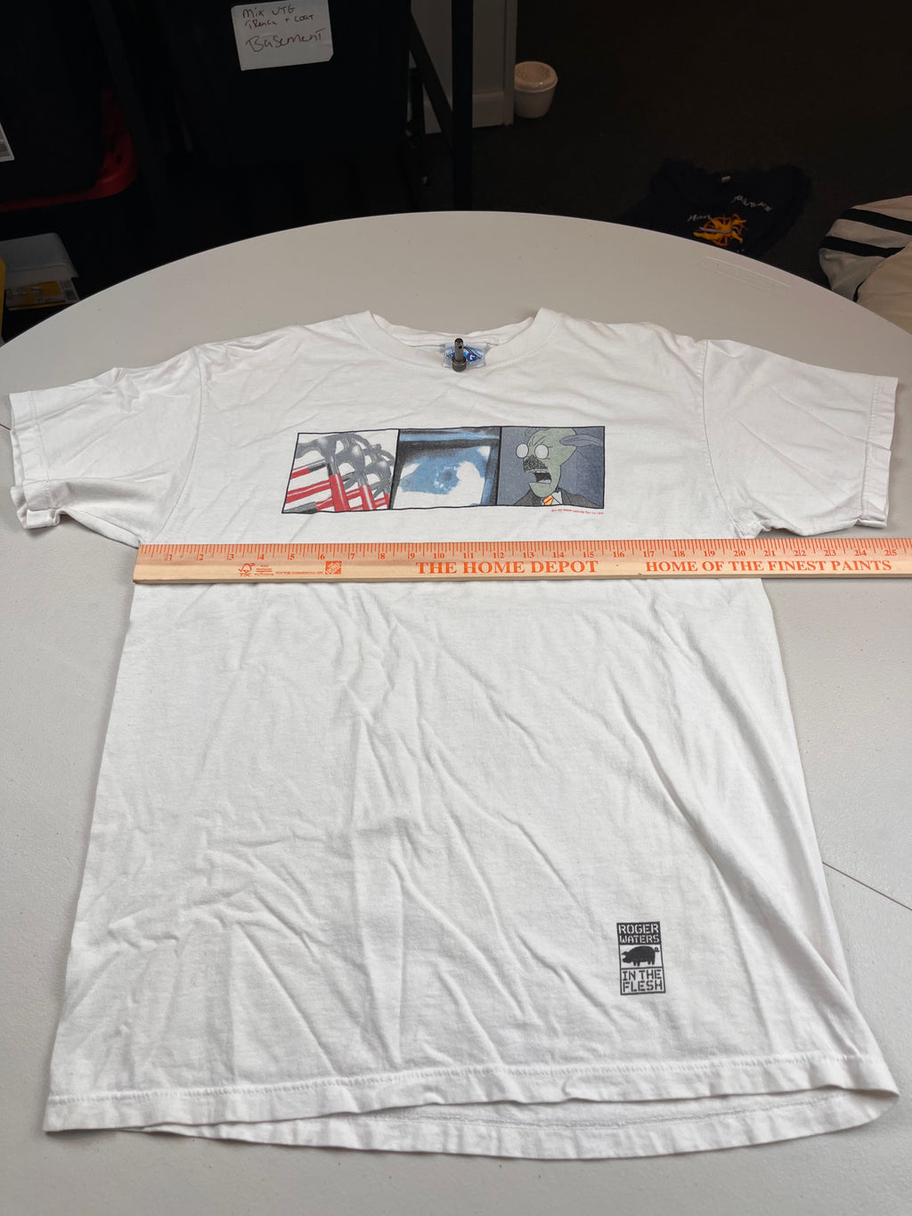 Vintage 1999 Roger Waters In The Flesh Tour T-Shirt