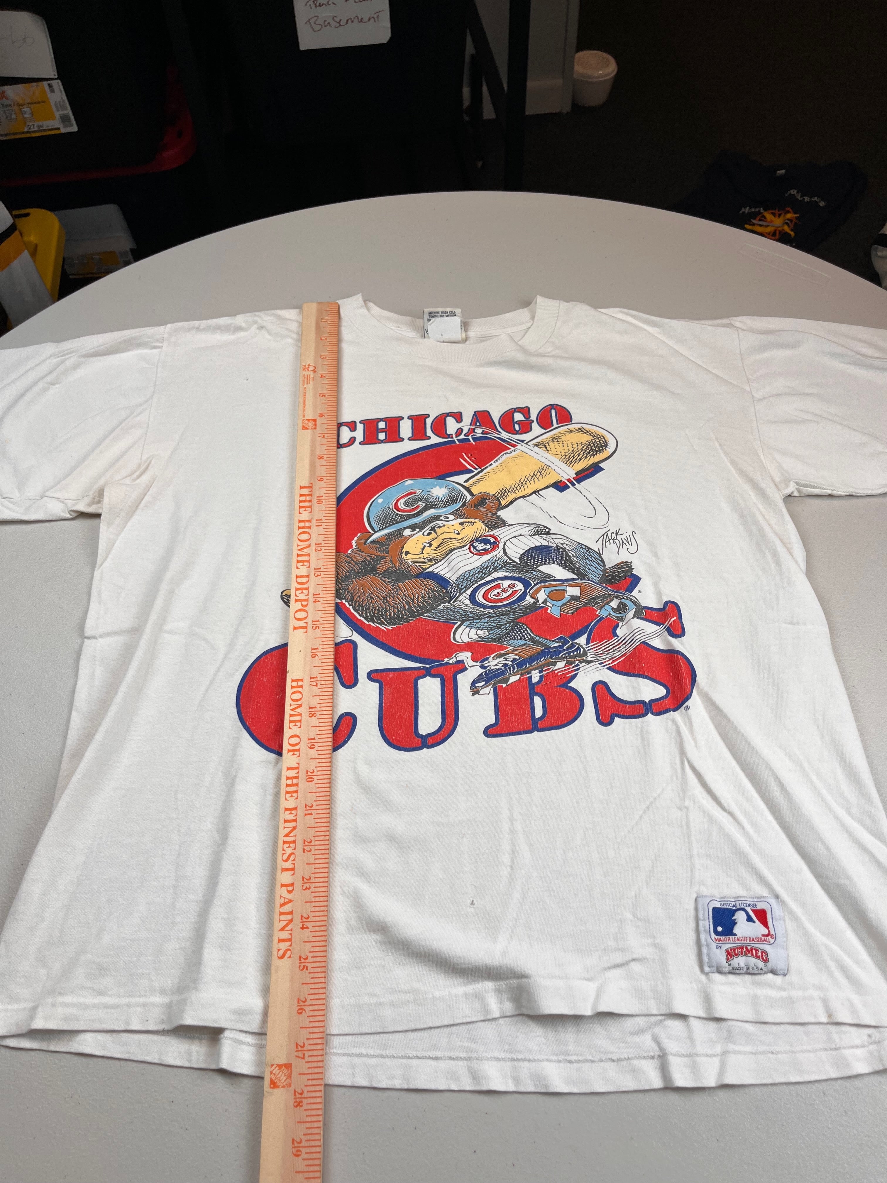 Vintage 90s Chicago Cubs Nutmeg Big Logo Graphic T-Shirt