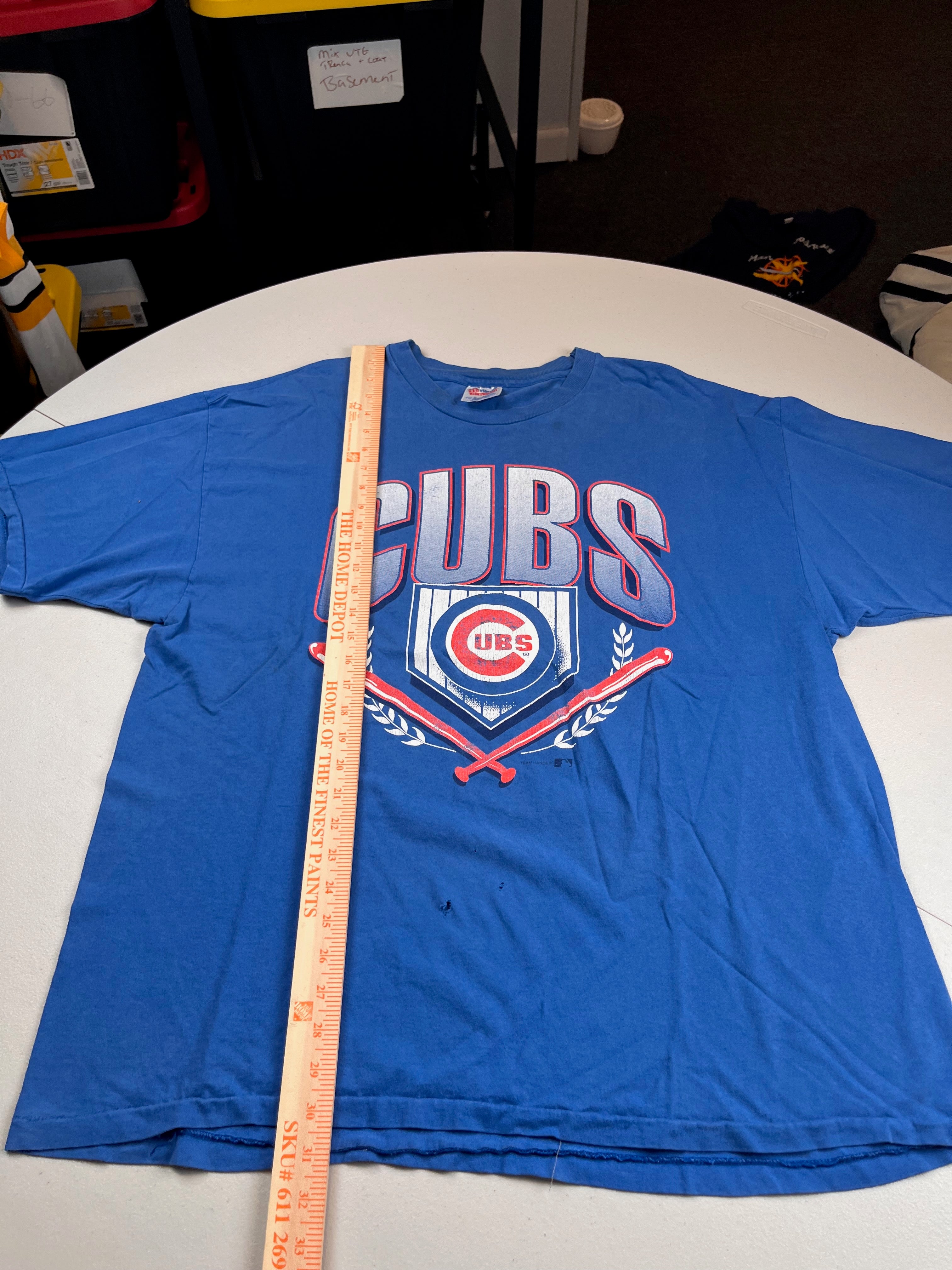 Vintage 90s Chicago Cubs Home Plate Crossed Bats T-Shirt