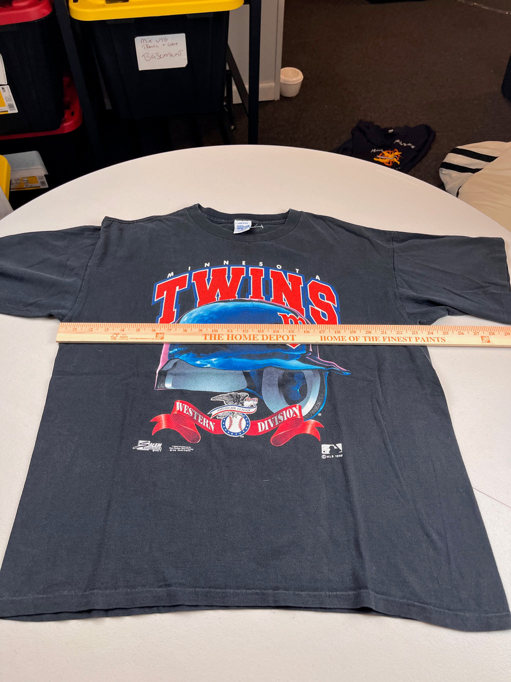 Vintage 1992 Minnesota Twins Western Division Salem Sportswear T-Shirt