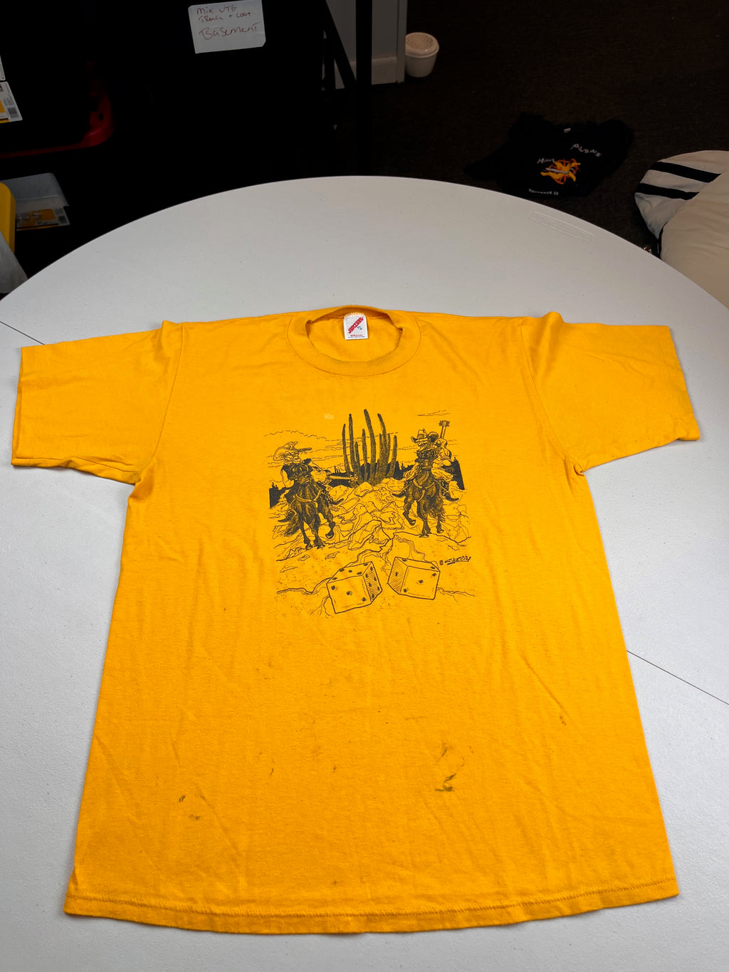 Vintage 90s Hot Tuna Pair A Dice Found Yellow Graphic T-Shirt