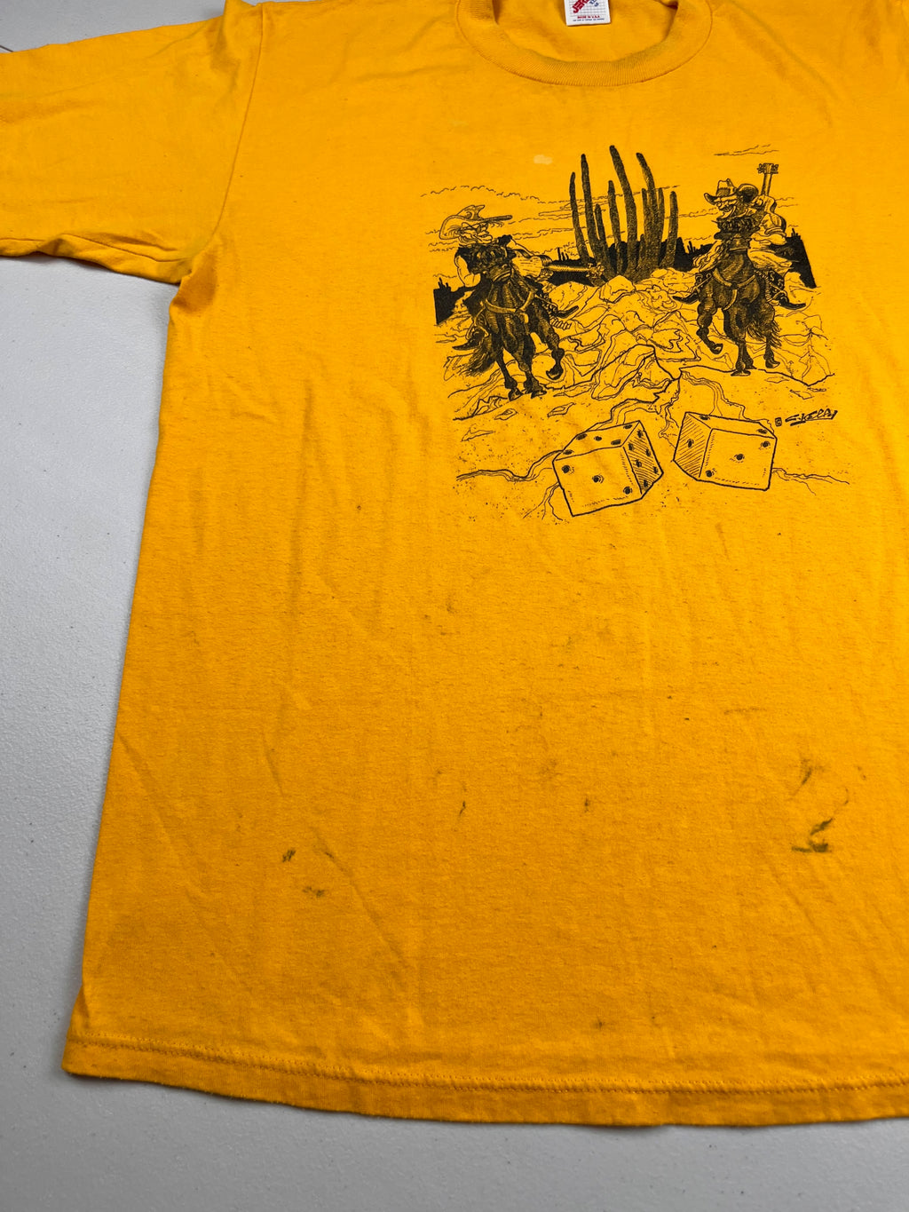 Vintage 90s Hot Tuna Pair A Dice Found Yellow Graphic T-Shirt