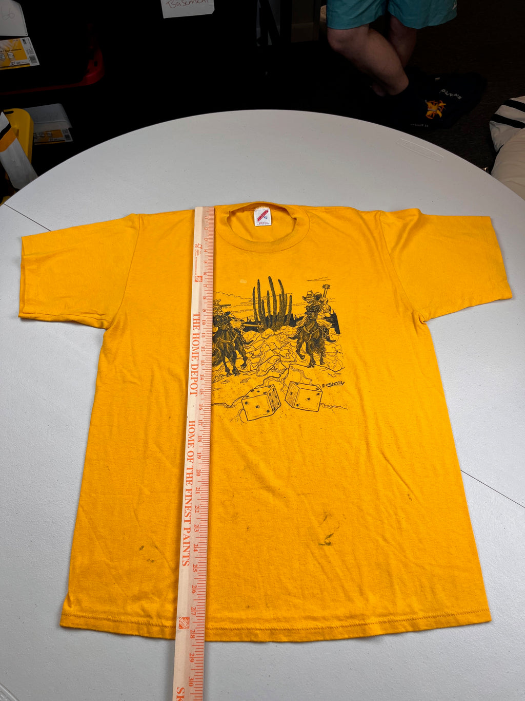 Vintage 90s Hot Tuna Pair A Dice Found Yellow Graphic T-Shirt