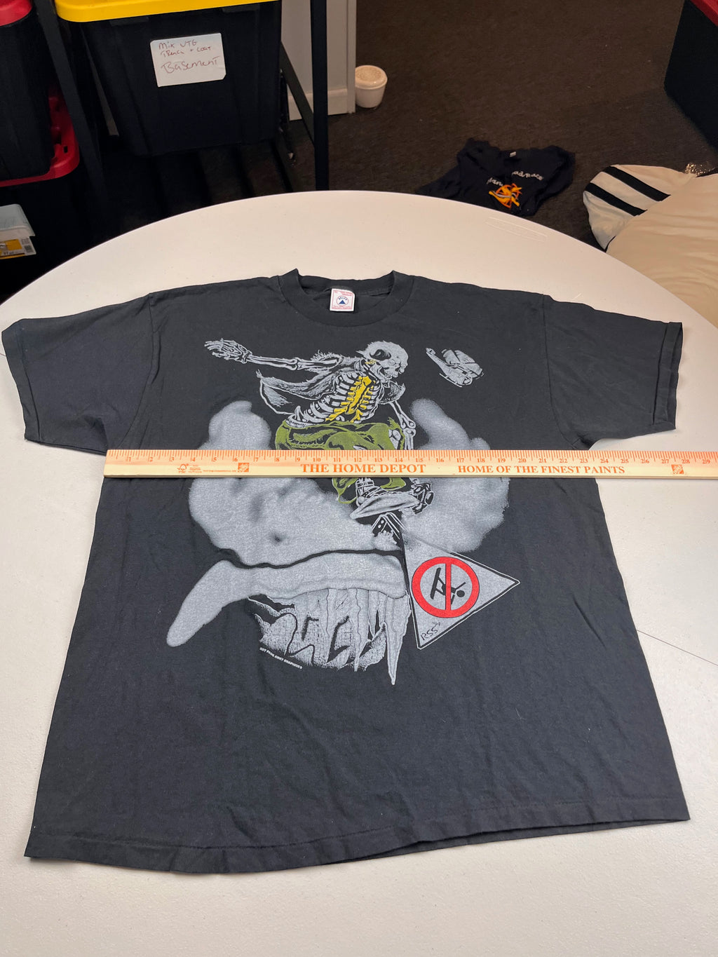 Vintage 1996 Not Fade Away Skateboard Skeleton Graphic T-Shirt