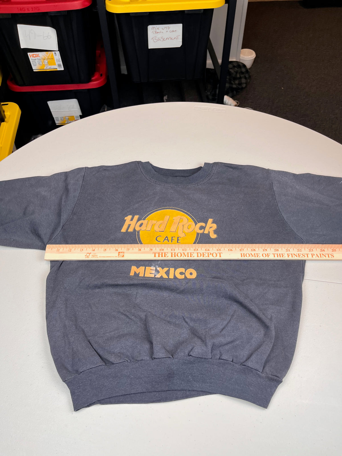 Vintage Hard Rock Cafe Mexico Logo Crewneck Sweatshirt Faded