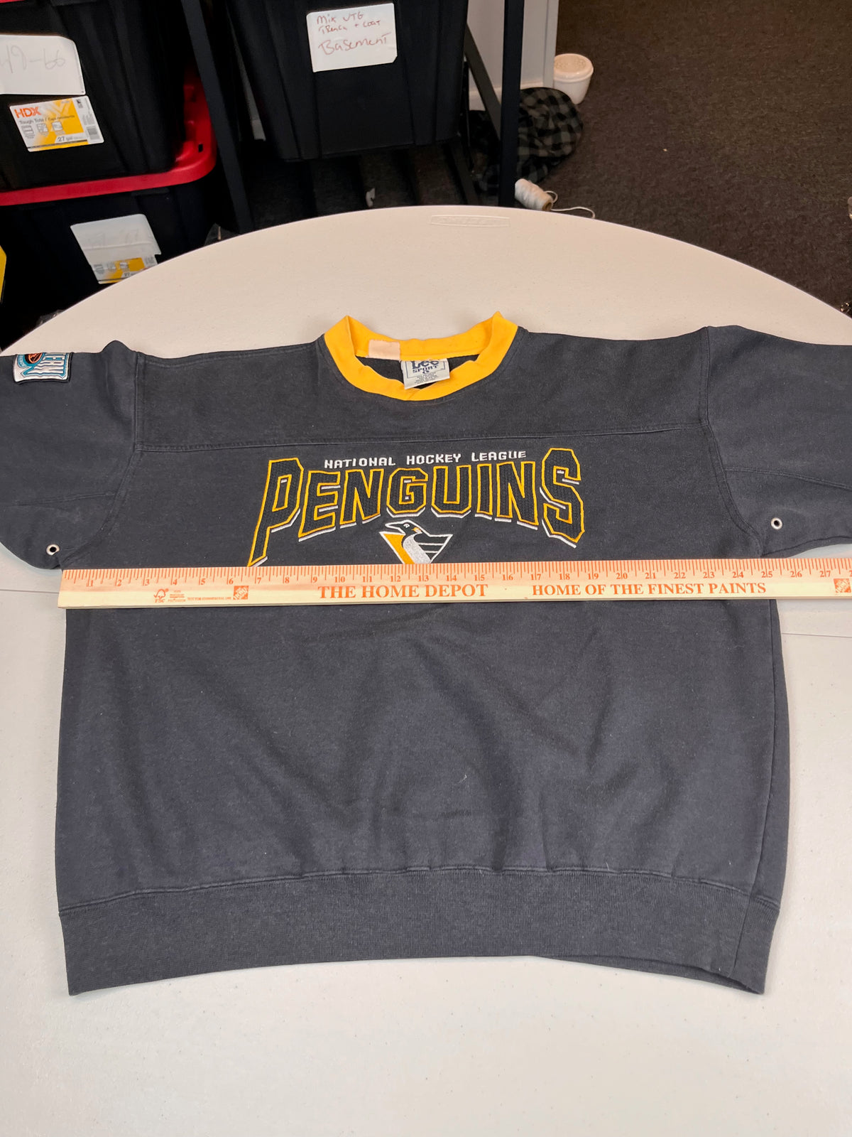 Vintage Pittsburgh Penguins NHL Graphic Crewneck Sweatshirt Black/Yellow