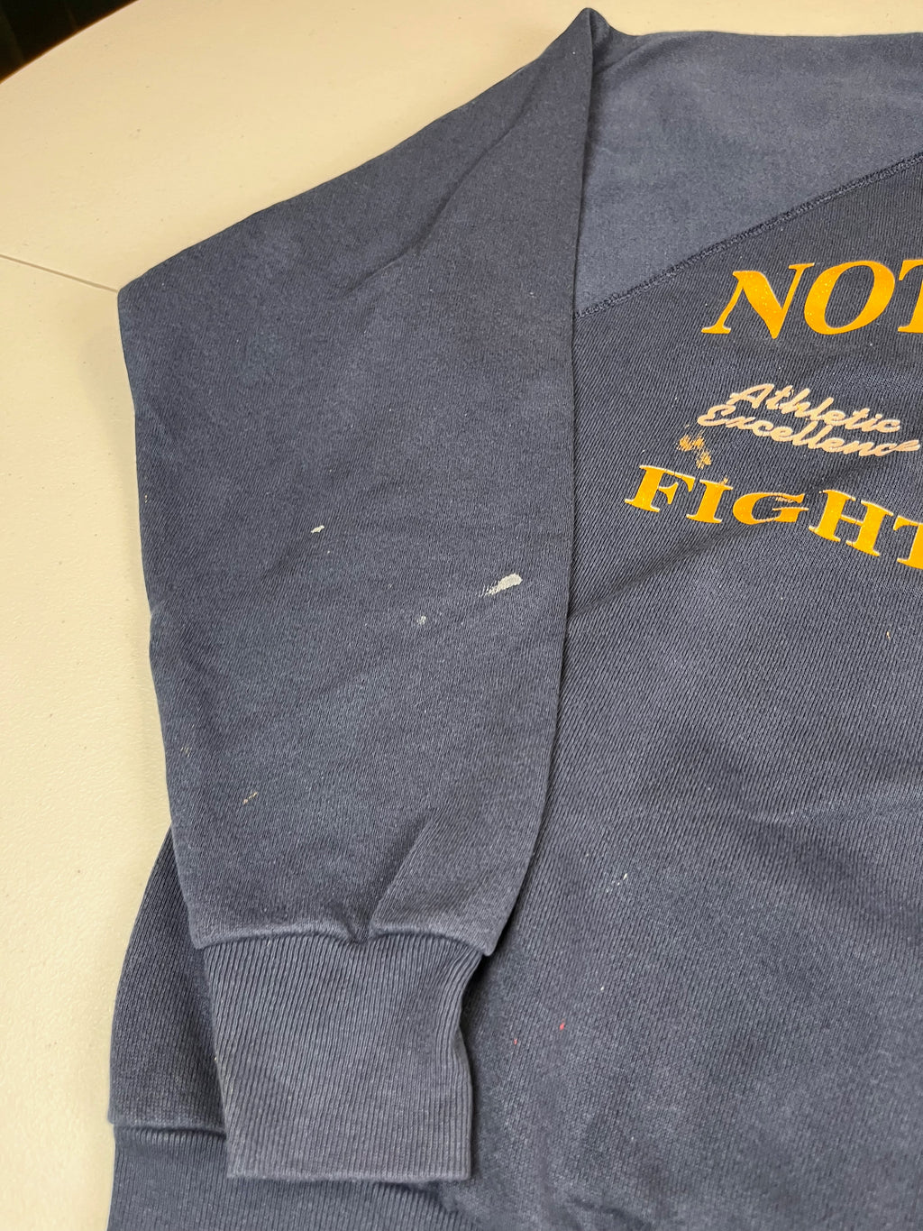 Vintage Notre Dame Fighting Irish Graphic Sweatshirt
