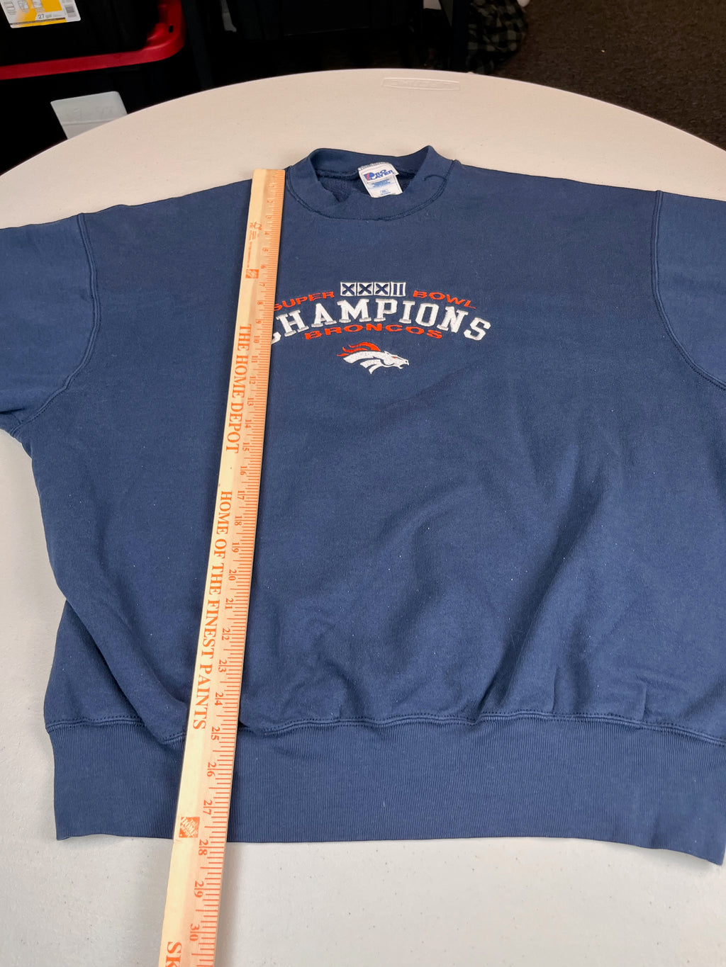 Vintage Denver Broncos Super Bowl XXXII Champions Sweatshirt