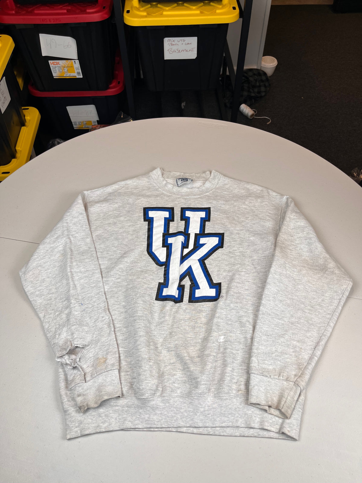 Vintage University of Kentucky Wildcats Logo Sweatshirt