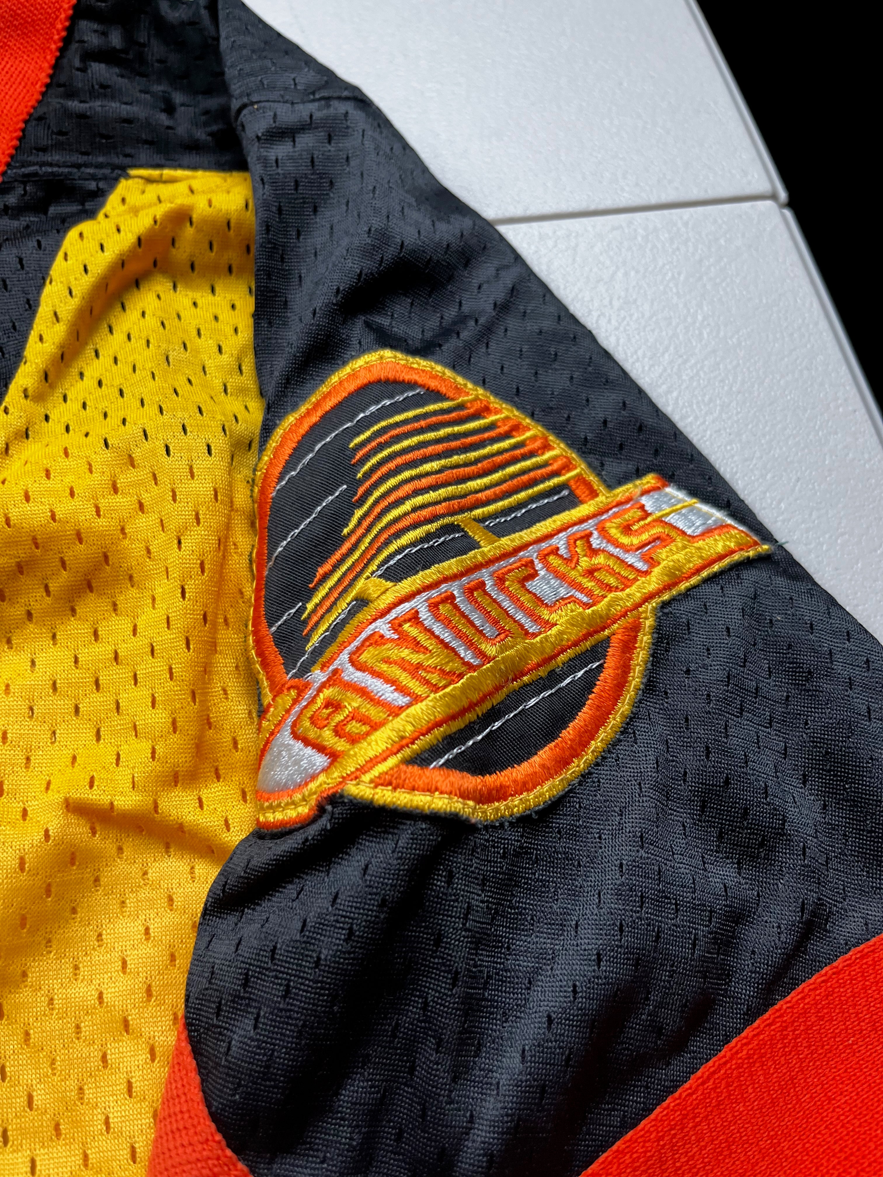Vintage Vancouver Canucks Flying V CCM Hockey Jersey