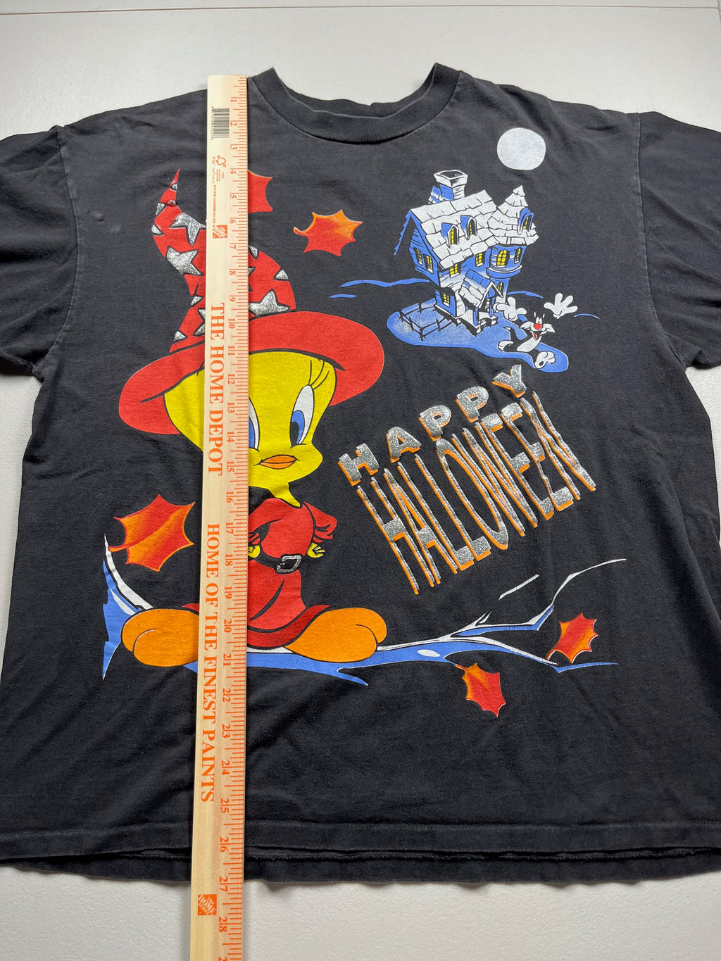 Vintage 1990s Looney Tunes "Happy Halloween" T-Shirt