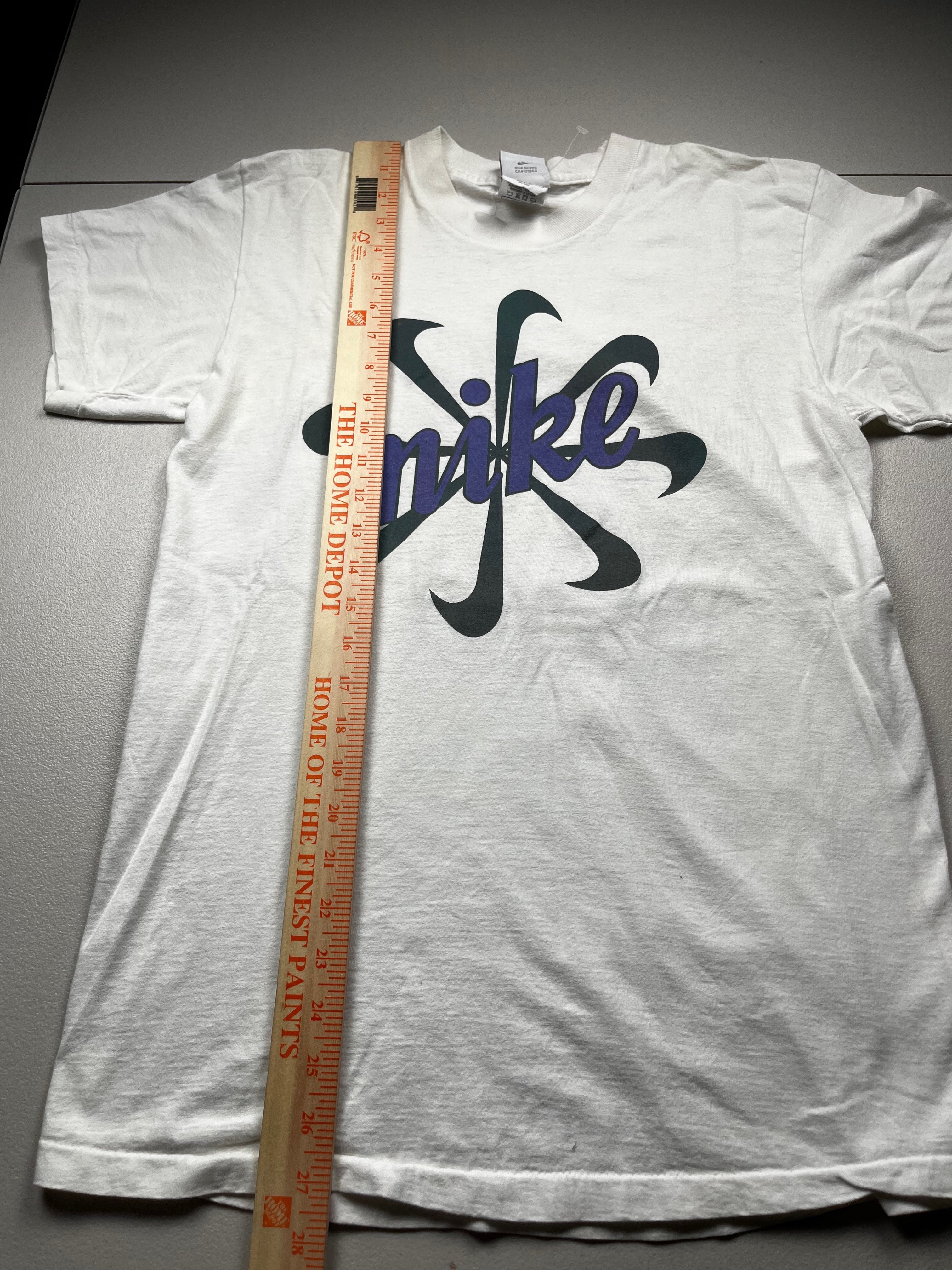Vintage 90s Nike Pinwheel Script T-Shirt