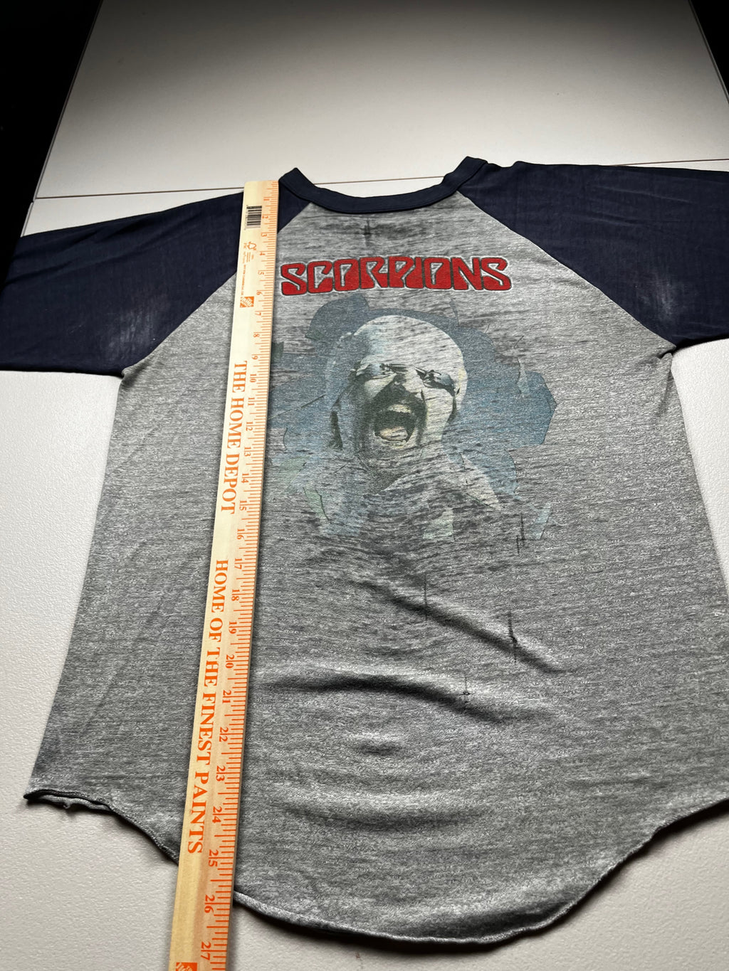 Vintage Scorpions Raglan Tour T-Shirt