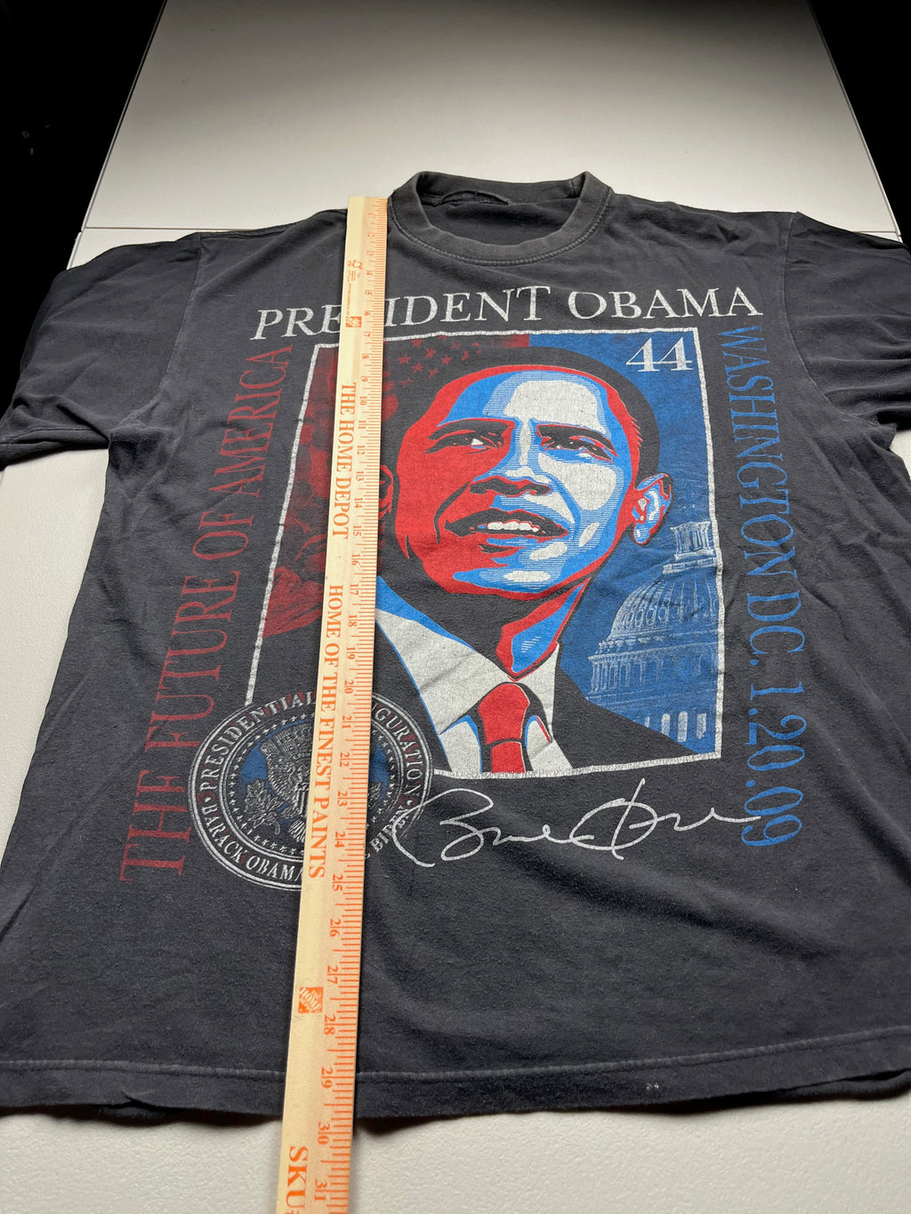 Vintage 2009 Barack Obama 44th President Inauguration T-Shirt