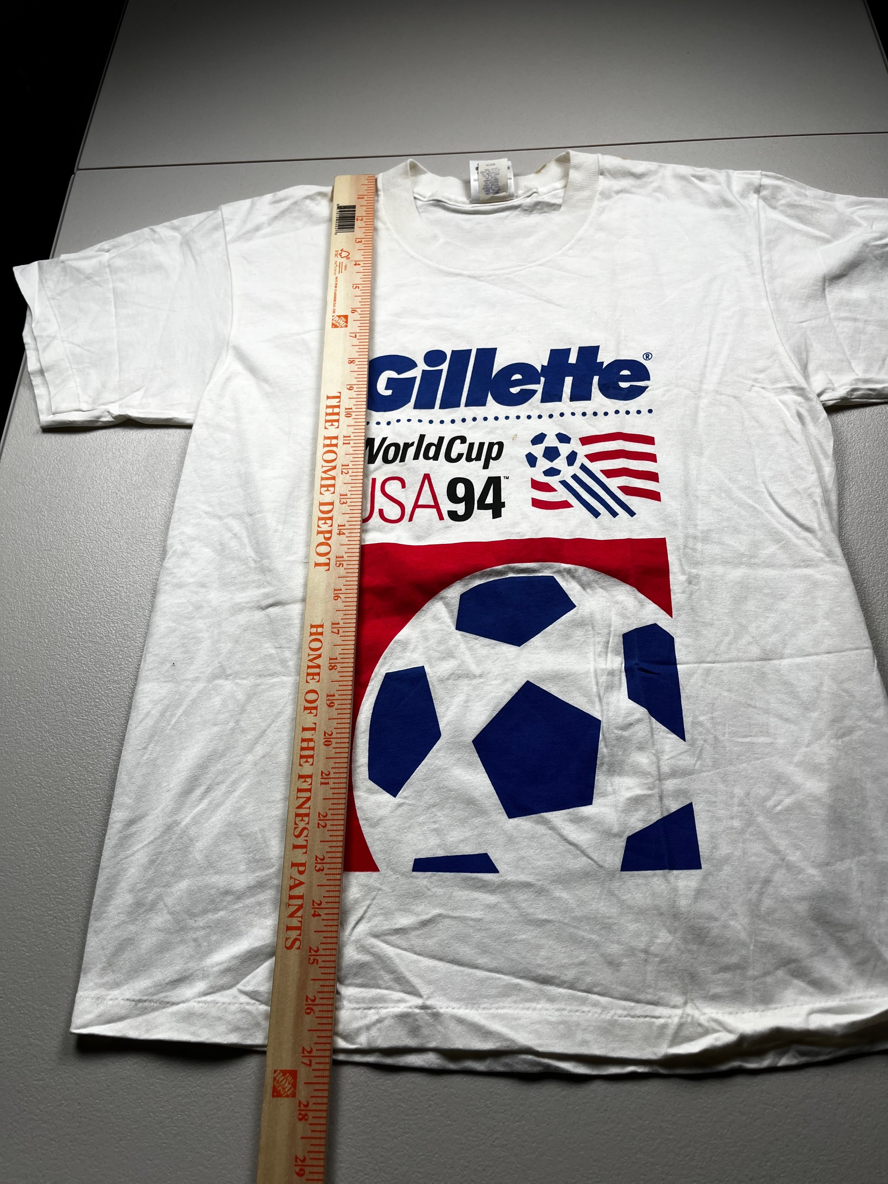 Vintage Gillette World Cup USA 1994 Soccer Graphic T-Shirt White