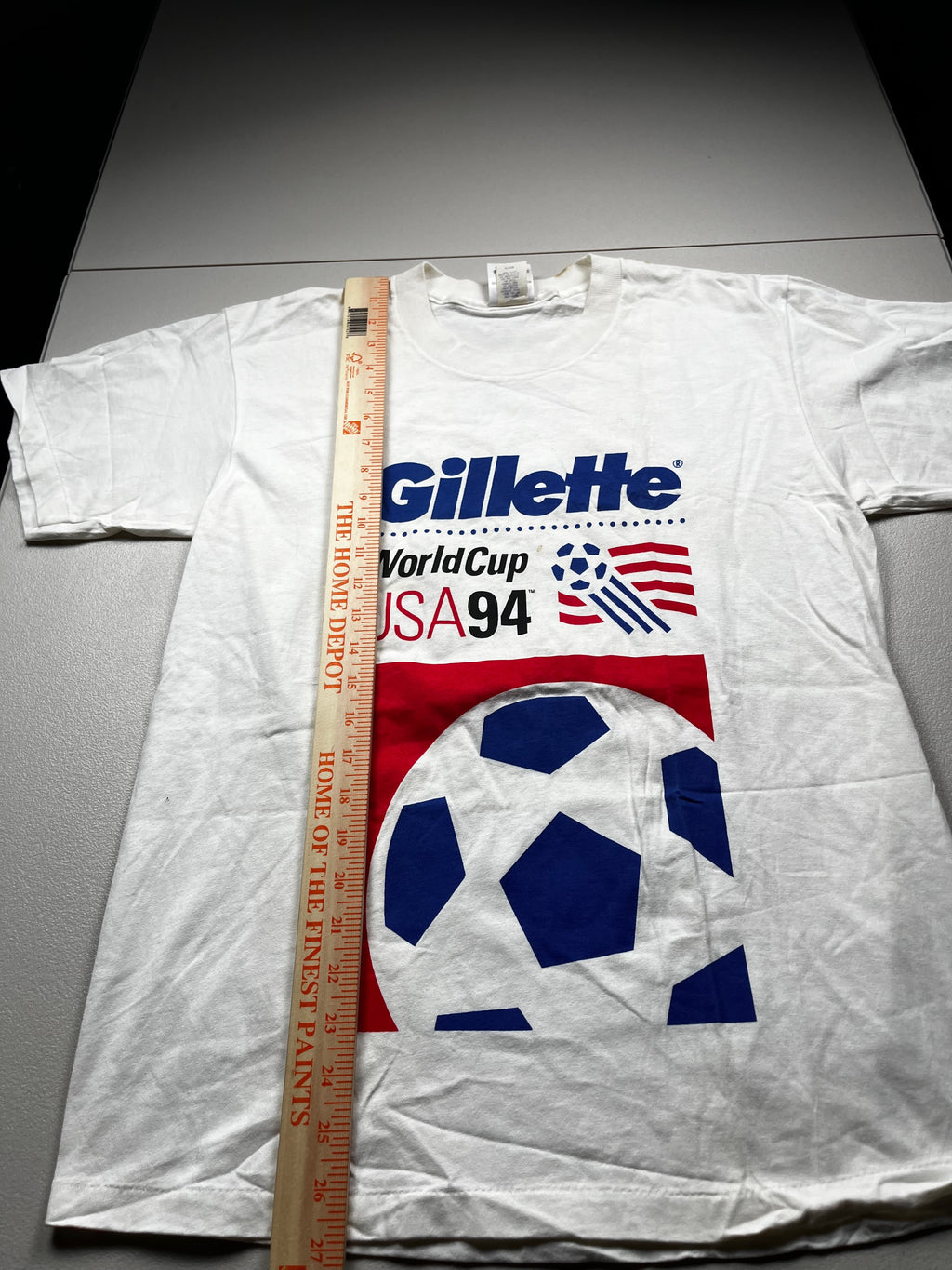 Vintage Gillette World Cup USA 1994 Soccer Graphic T-Shirt White