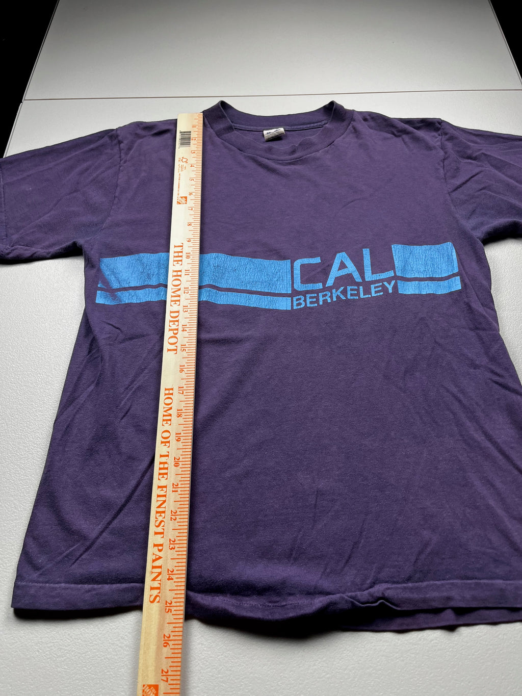 Vintage UC Berkeley Cal Graphic Stripe T-Shirt Purple