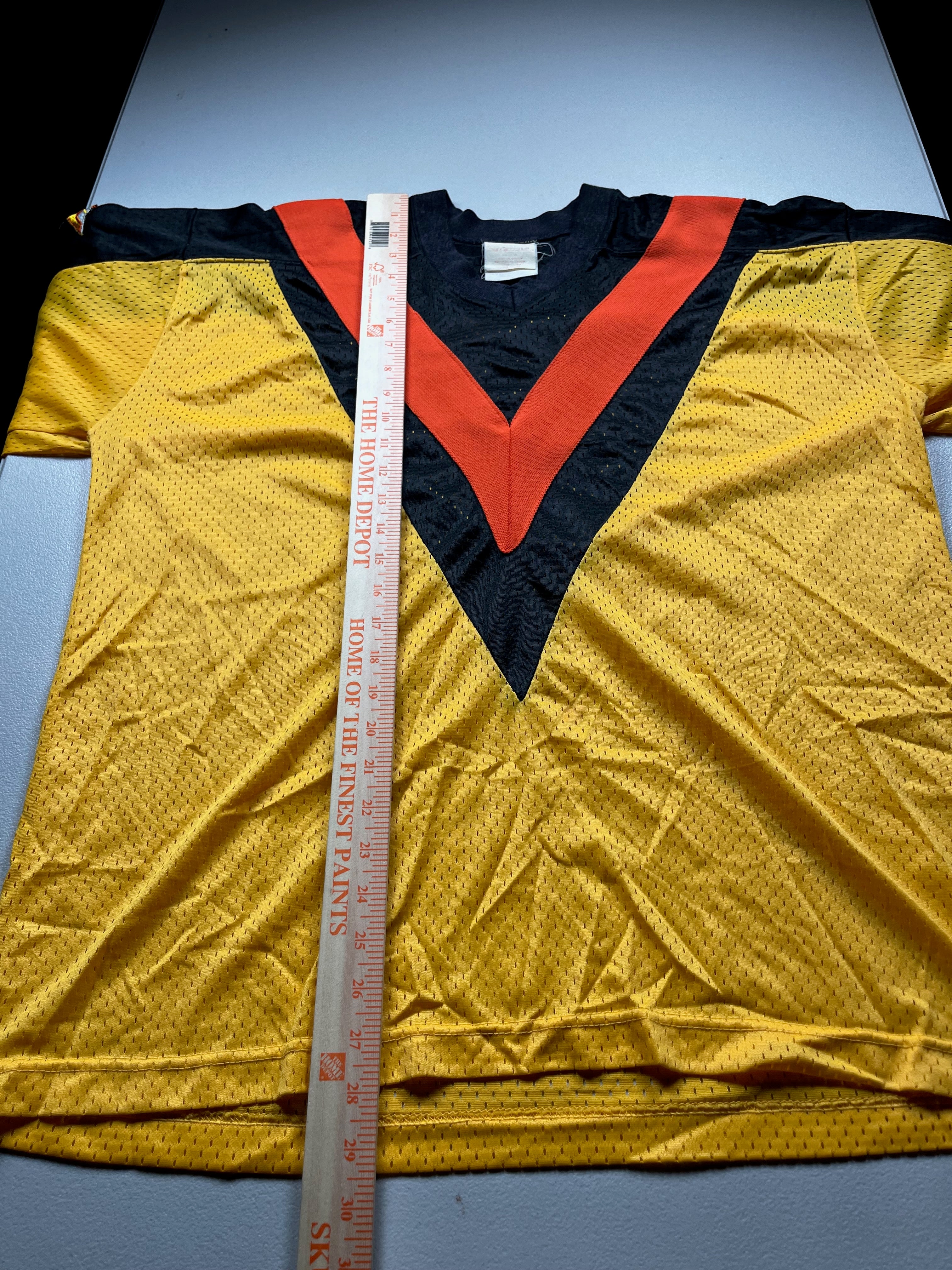 Vintage Vancouver Canucks Flying V CCM Hockey Jersey