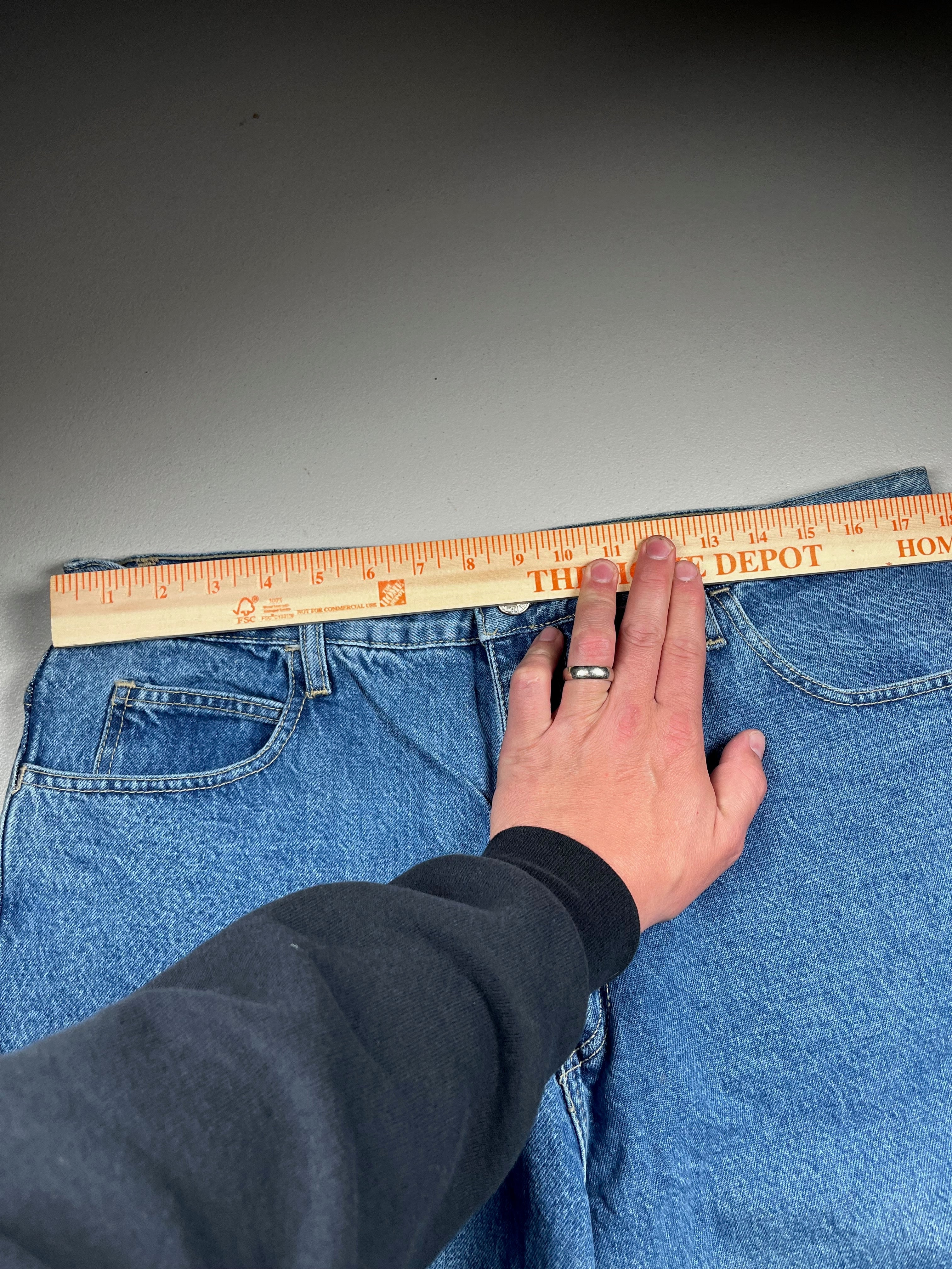 Vintage 1990s Guess Baggy Skater Jeans Medium Wash