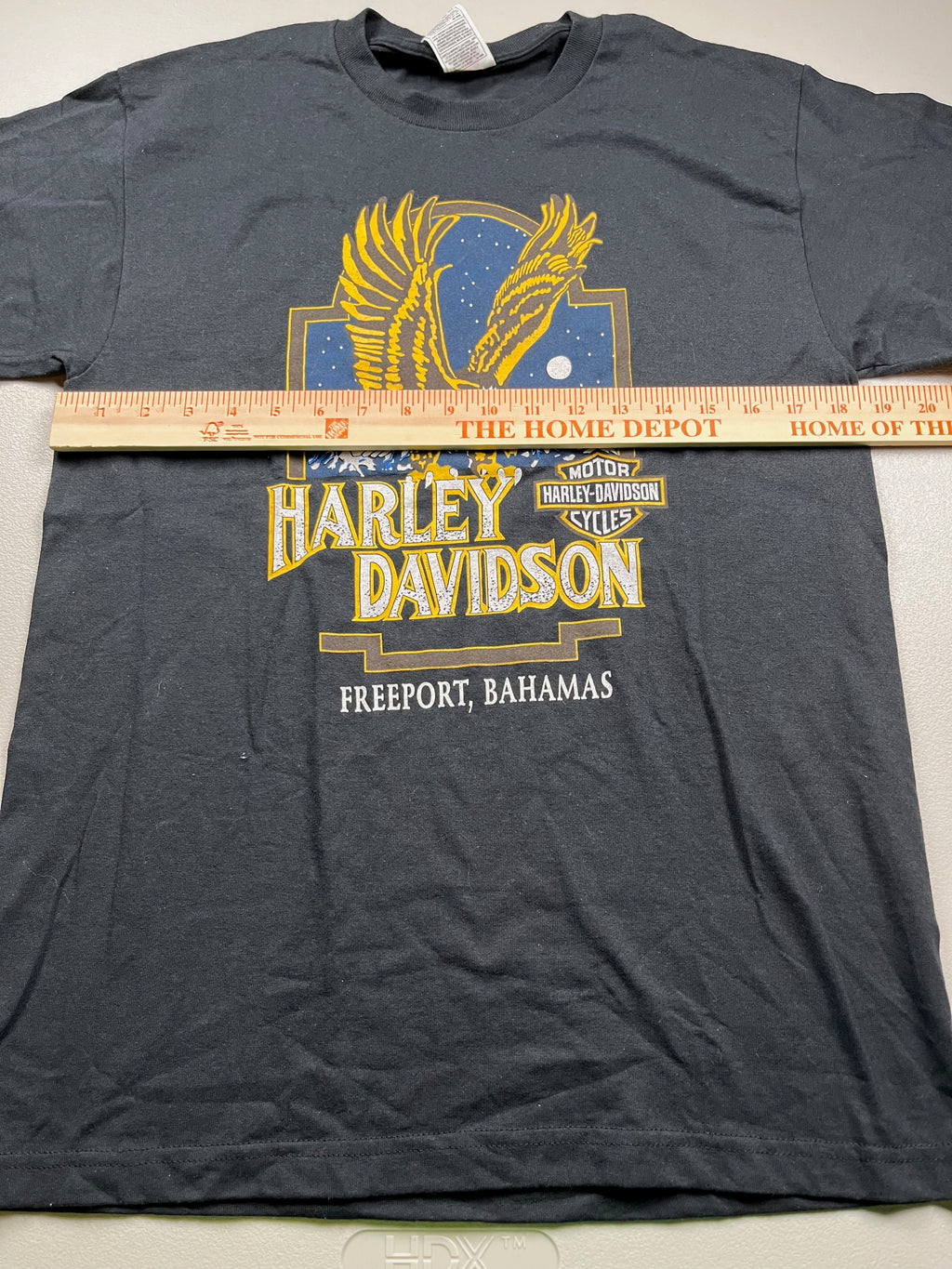 Vintage Black Harley-Davidson "Bahamas" T-Shirt