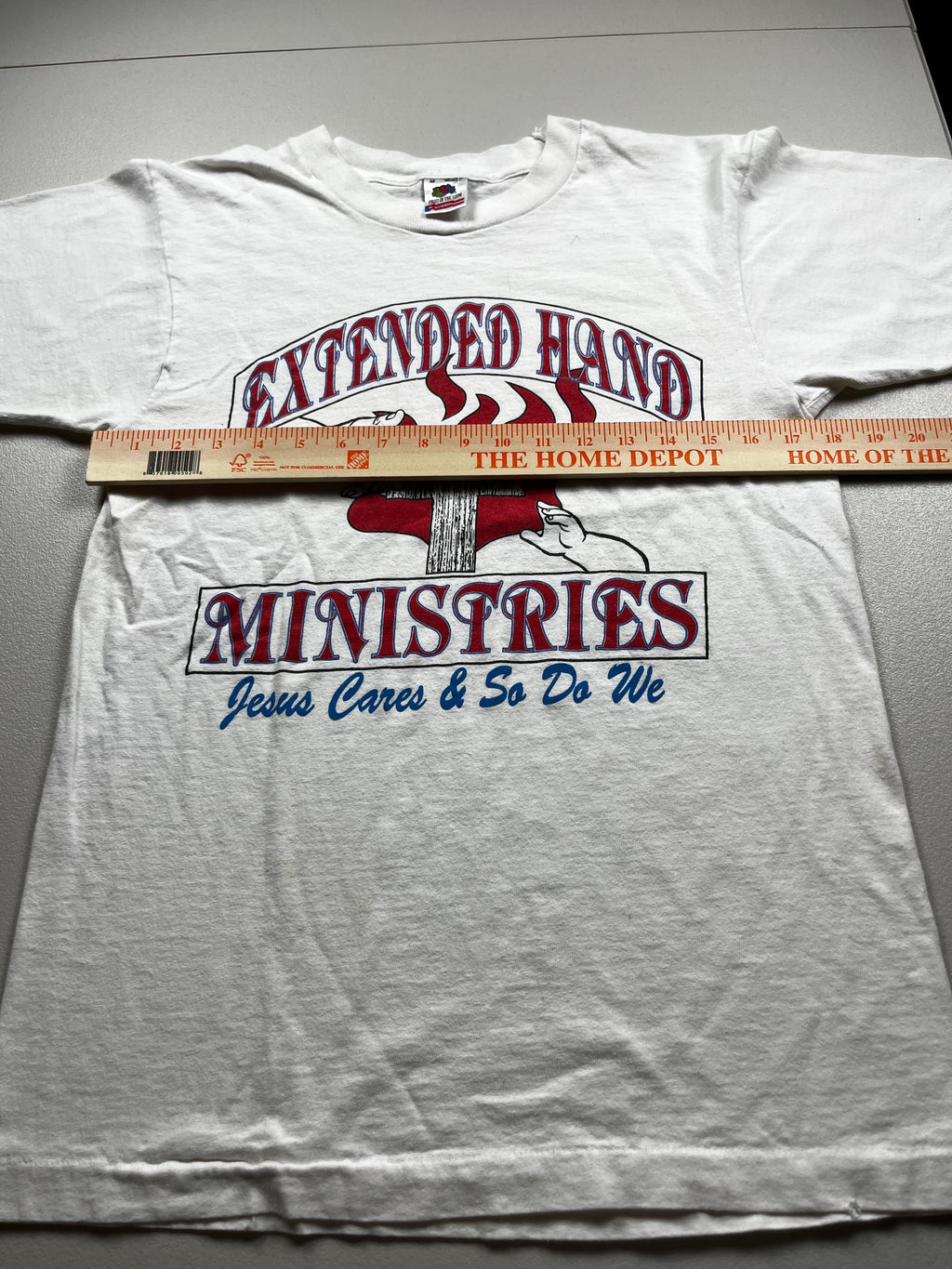 Vintage Jesus Cares Fruit Of The Loom T-Shirt