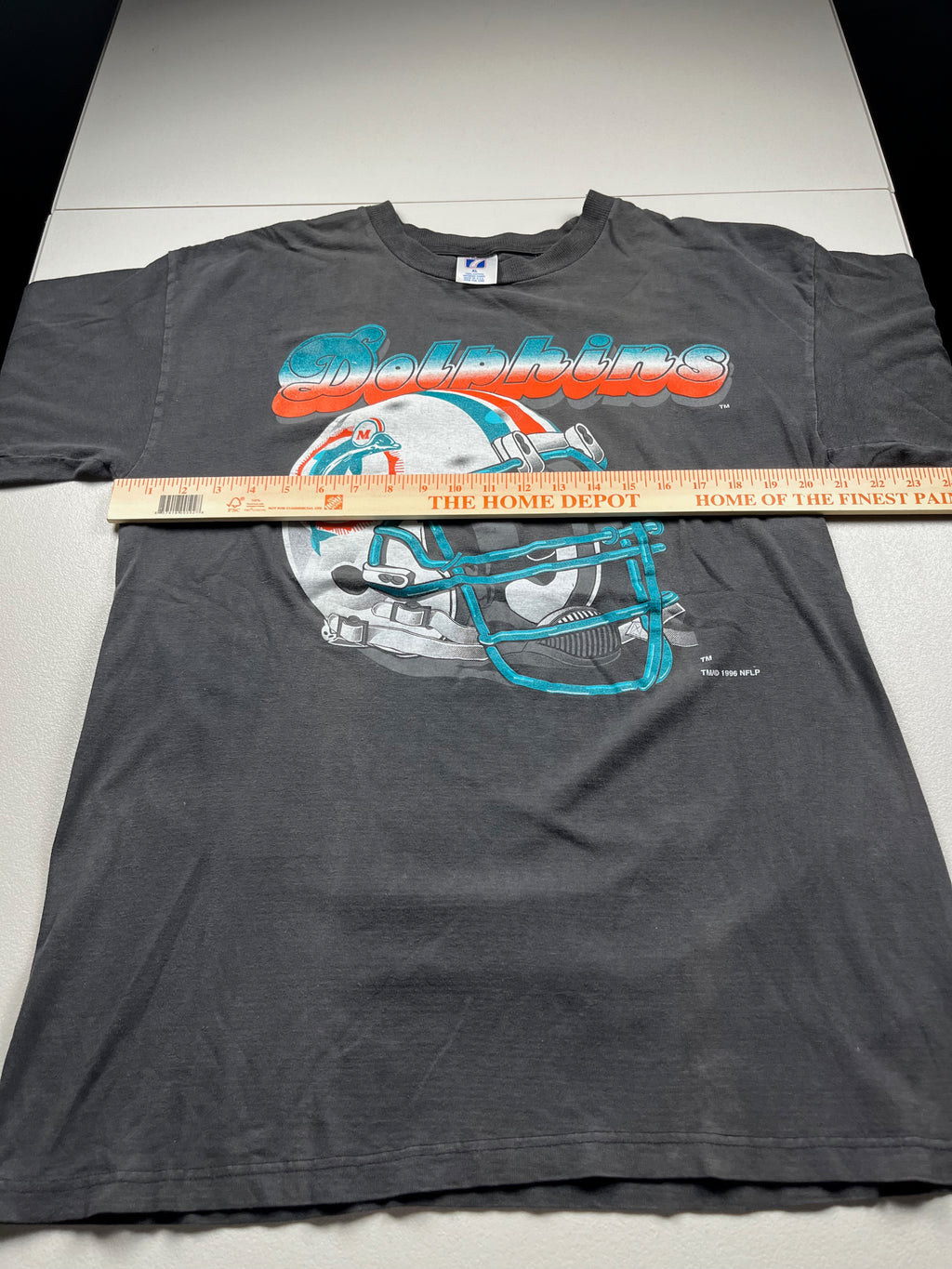 Vintage 1990s Salem NFL Miami Dolphins T-Shirt
