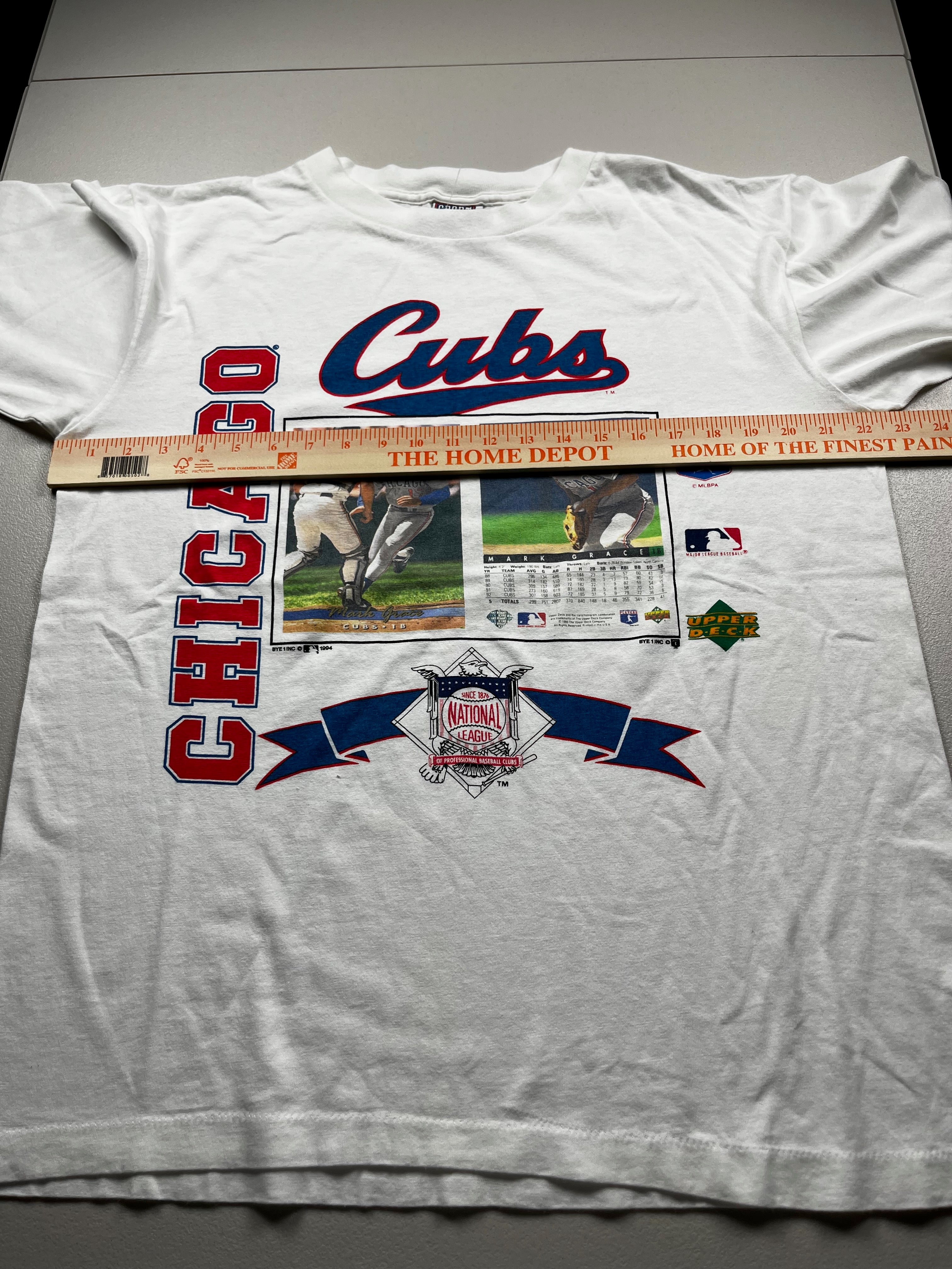Vintage 1994 Chicago Cubs Graphic T-Shirt