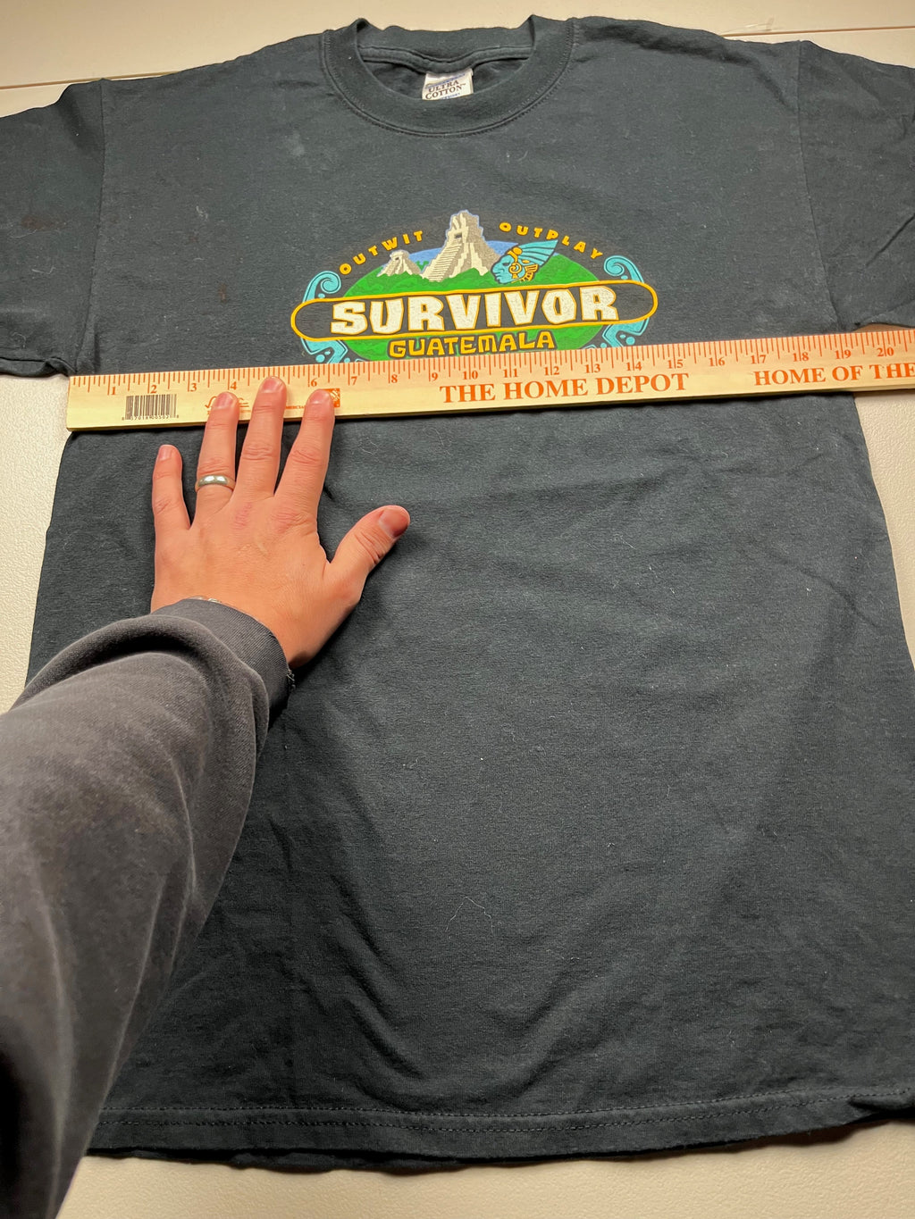 Vintage 2005 Survivor Guatemala Shirt - Season 11