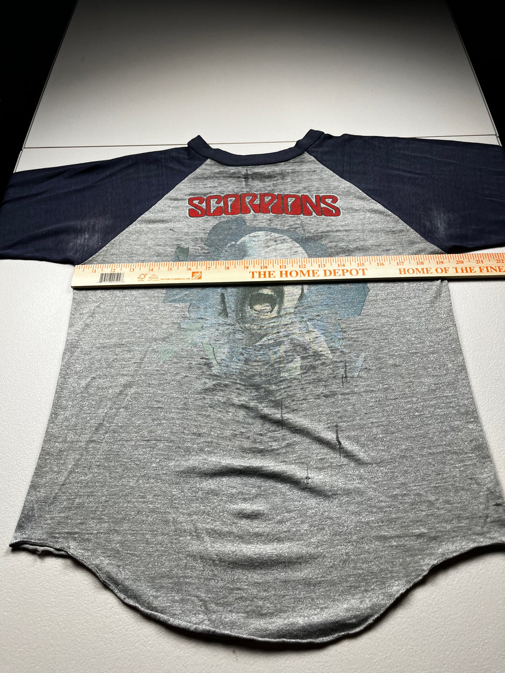 Vintage Scorpions Raglan Tour T-Shirt