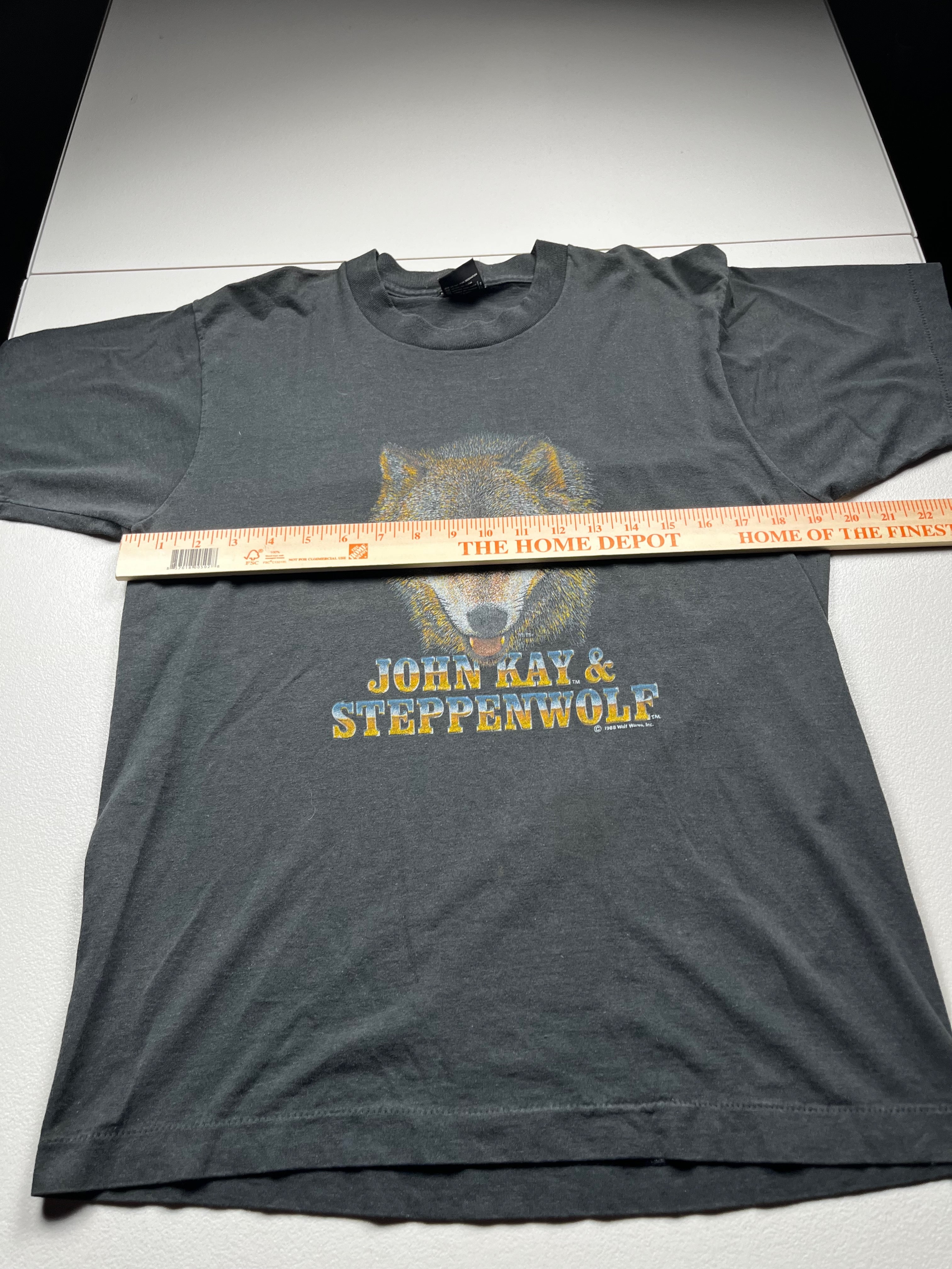 Vintage John Kay and Steppenwolf Wolf Graphic T-Shirt Black