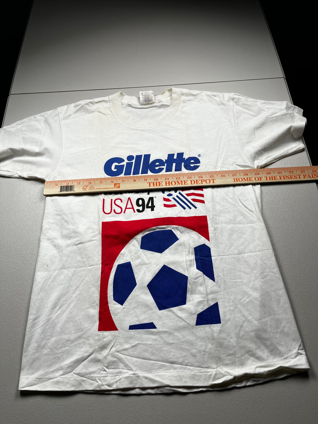 Vintage Gillette World Cup USA 1994 Soccer Graphic T-Shirt White