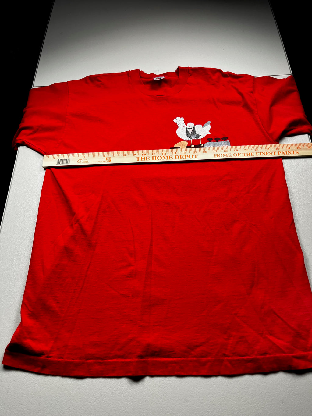 Vintage WoodStock Fine Host Chef Bird Graphic T-Shirt Red