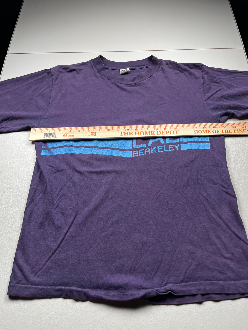 Vintage UC Berkeley Cal Graphic Stripe T-Shirt Purple