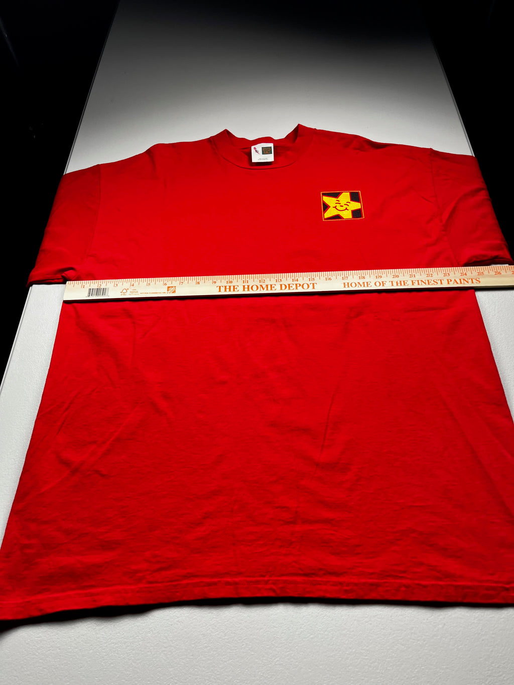 Vintage Hardee's Carl's Jr Star Graphic T-Shirt Red