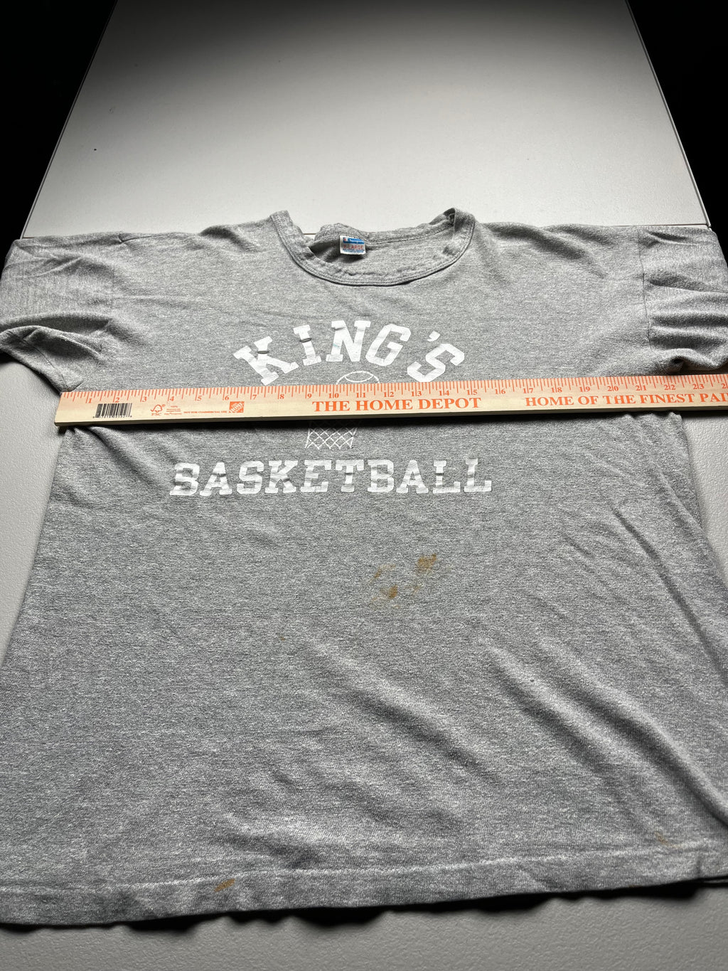 Vintage King's Basketball Graphic T-Shirt Grey