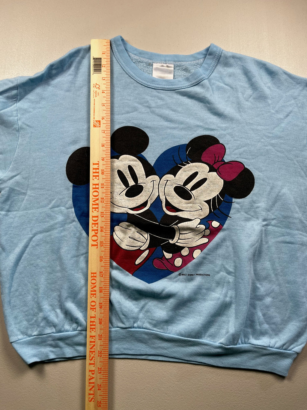 Vintage Disney Mickey and Minnie Mouse Graphic Sweatshirt