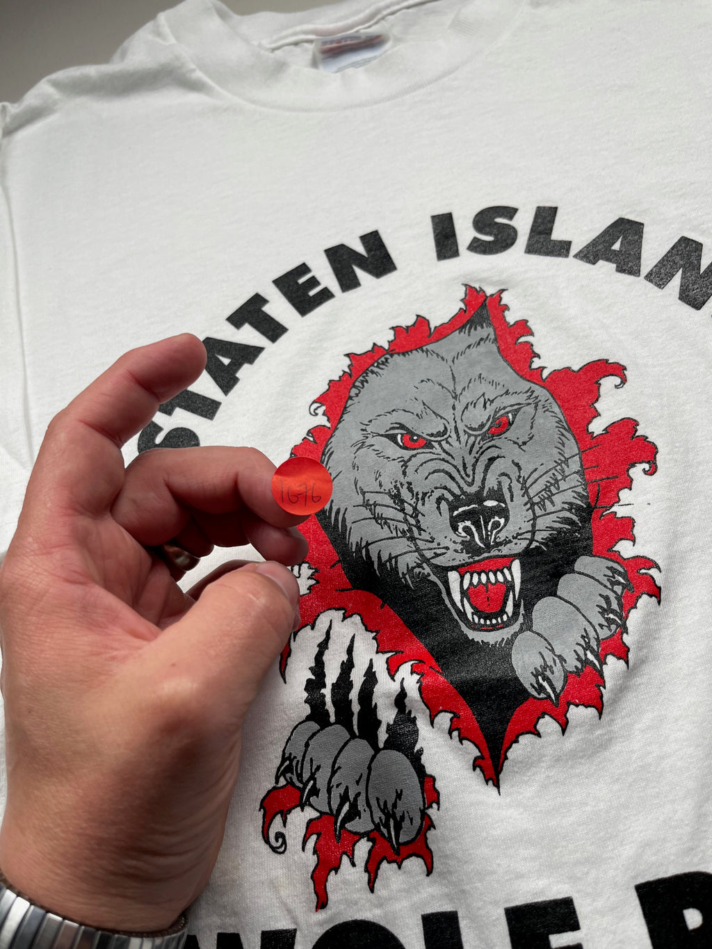 Vintage Staten Island Wolf Pack Graphic T-Shirt