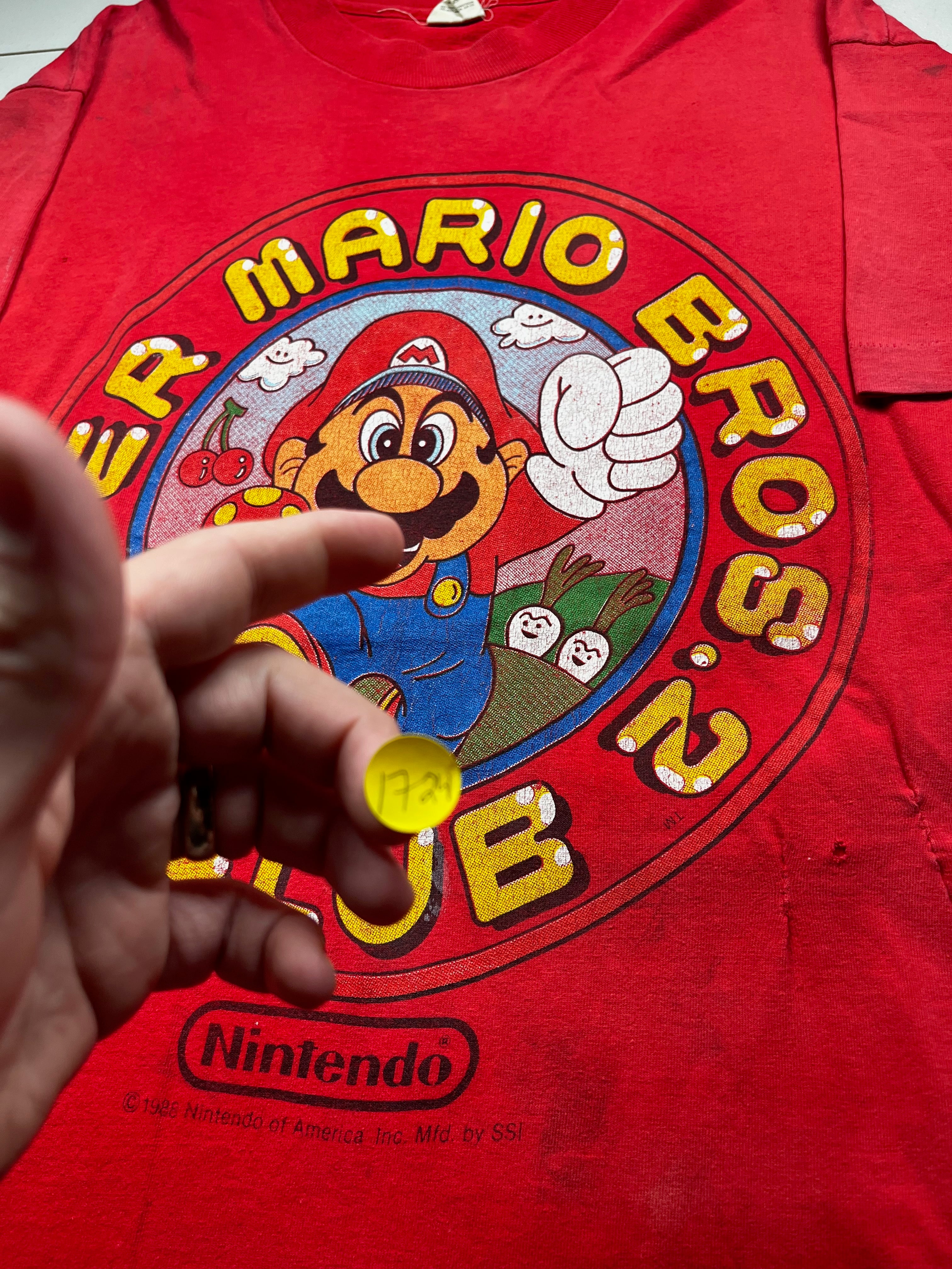 Vintage 1988 Nintendo Super Mario Bros 2 Club T-Shirt Red