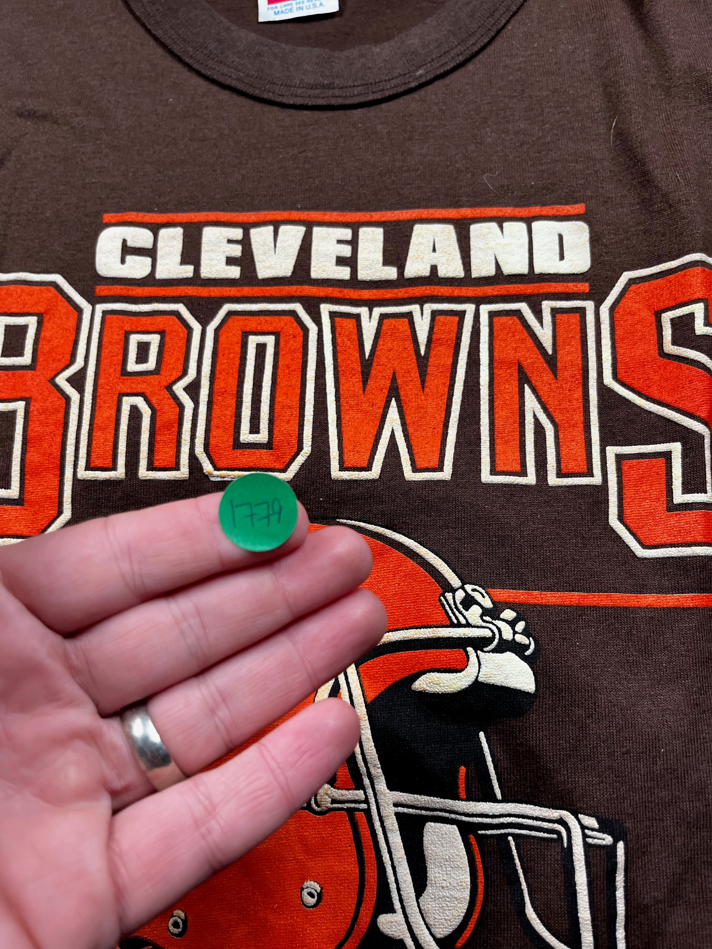Vintage Cleveland Browns NFL Football Helmet Logo T-Shirt Brown