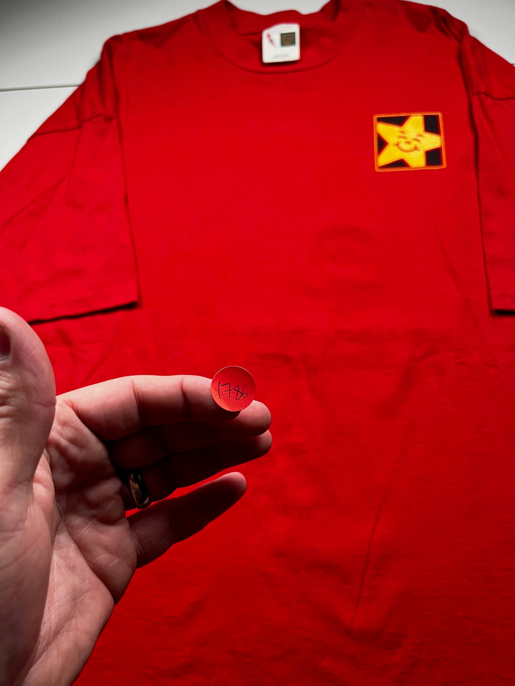 Vintage Hardee's Carl's Jr Star Graphic T-Shirt Red