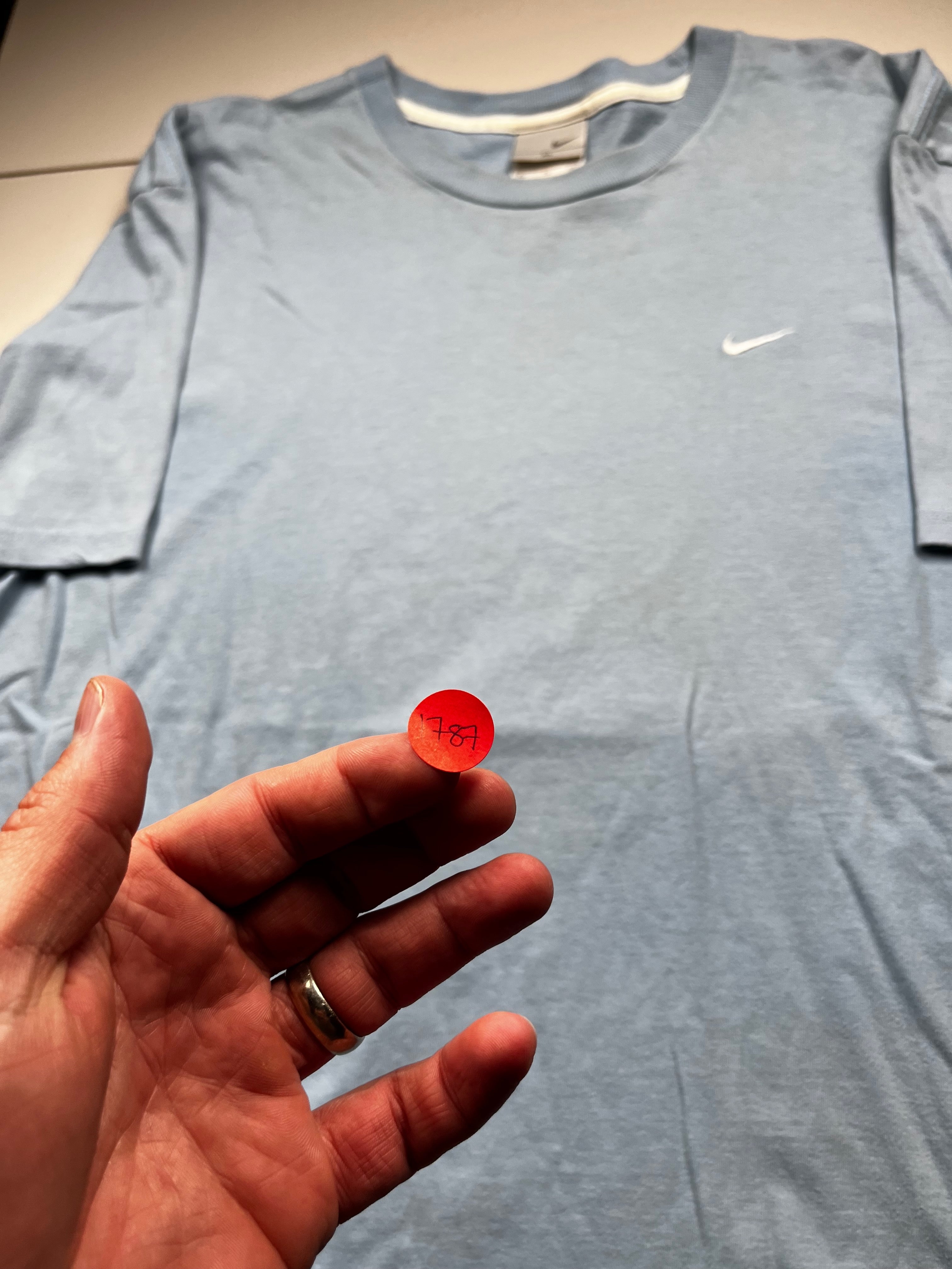Vintage Nike Center Swoosh Embroidered T-Shirt Blue