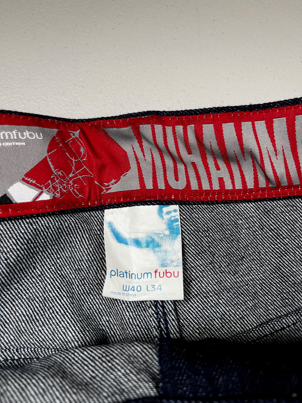 Vintage 90s Muhammad Ali Raw Denim Loose Fit Jeans